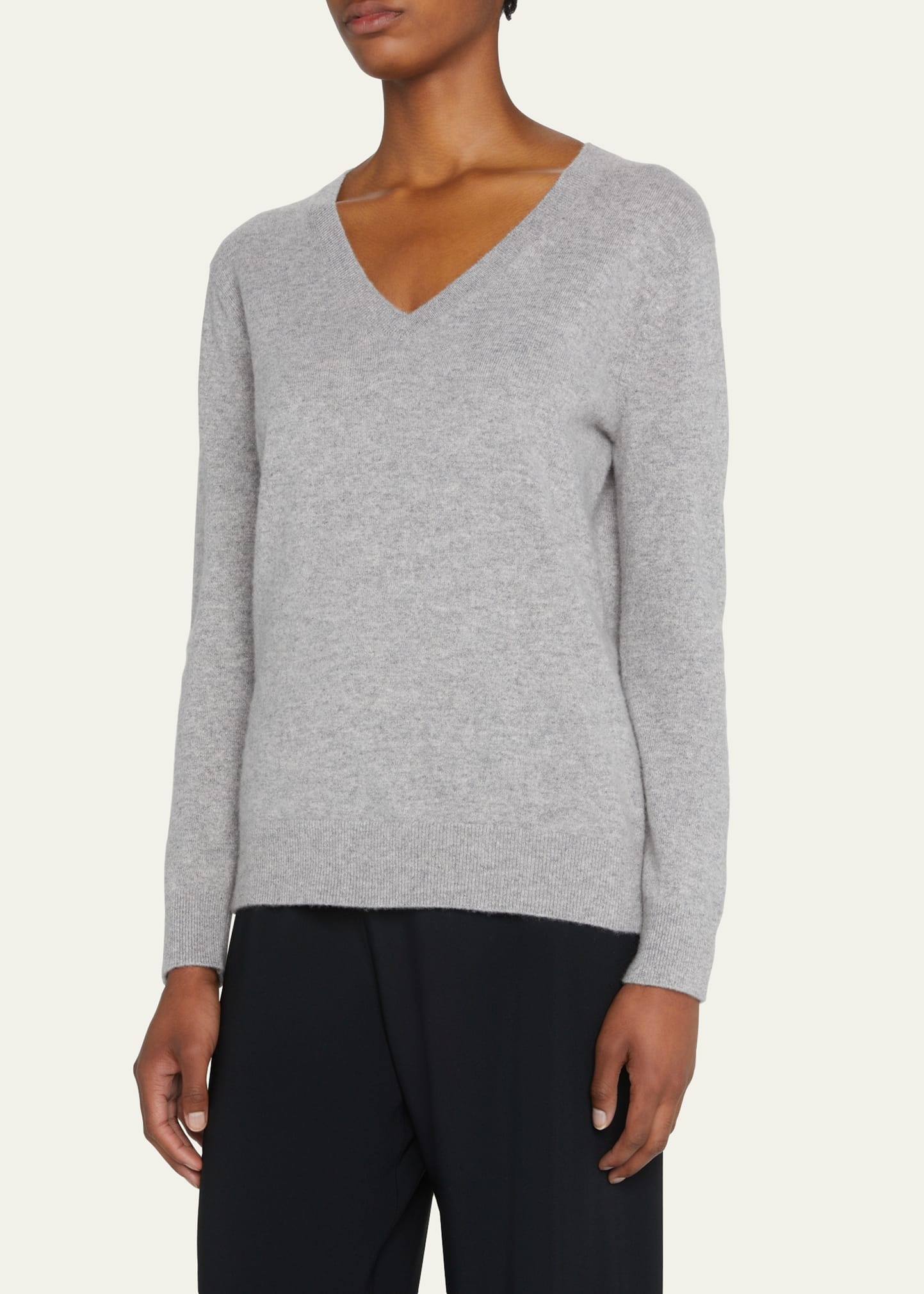 Weekend V-Neck Cashmere Pullover Sweater - 4