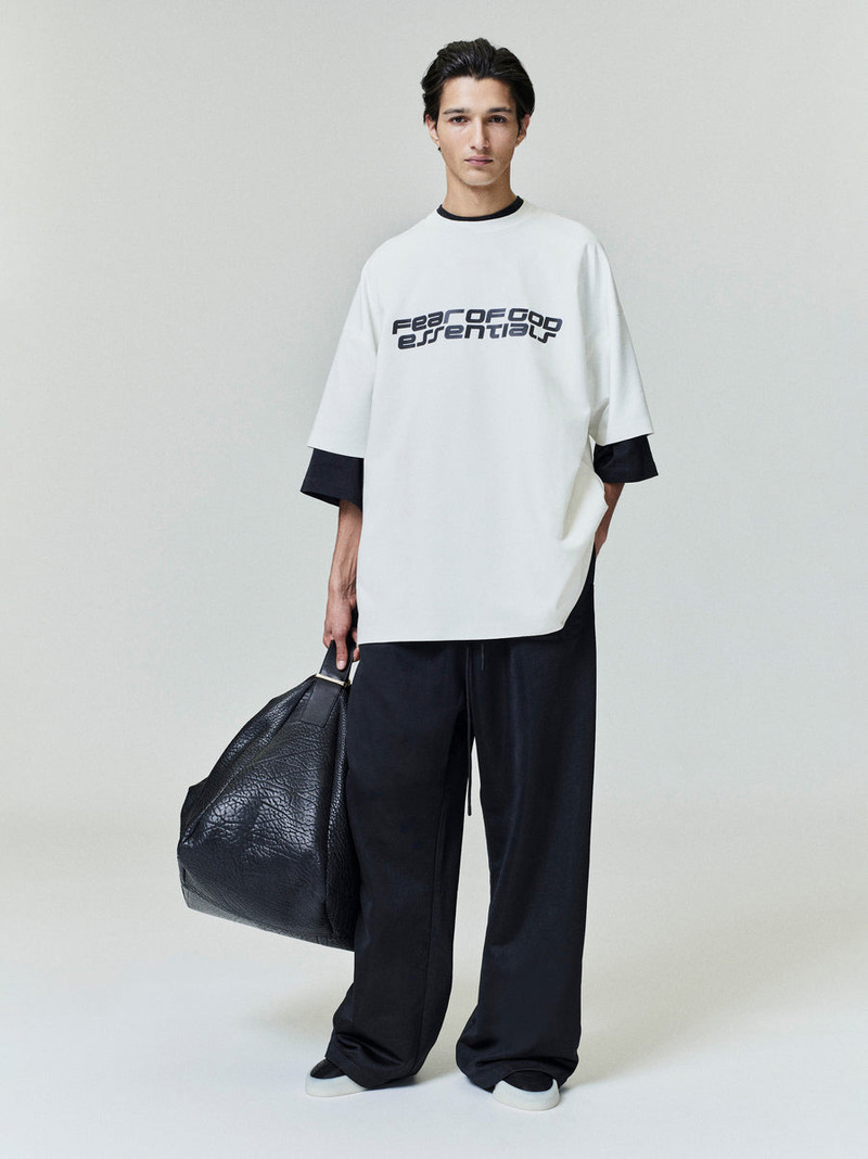 ESSENTIALS Ponte 90s Tee outlook