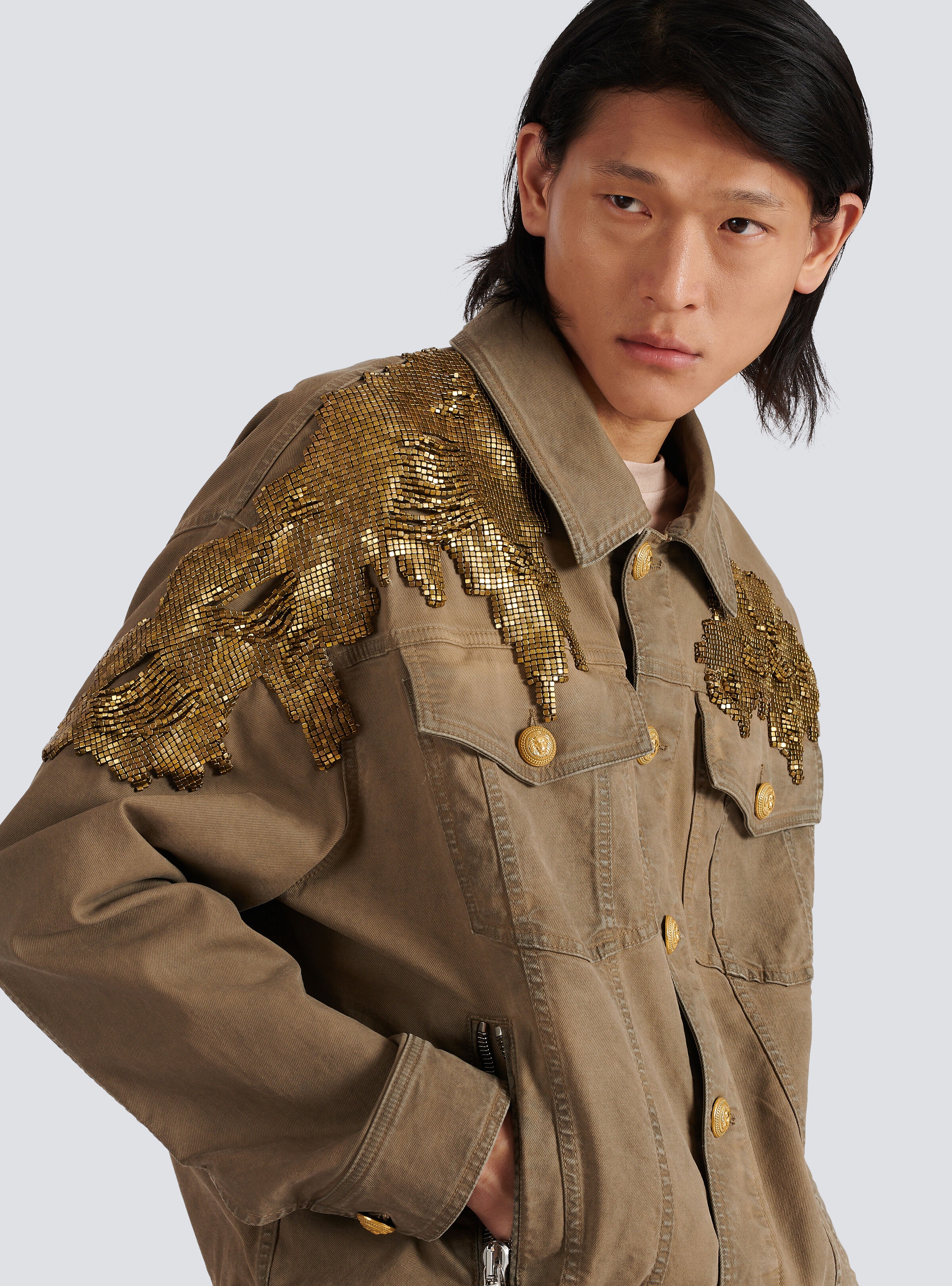 Embroidered denim jacket - 6