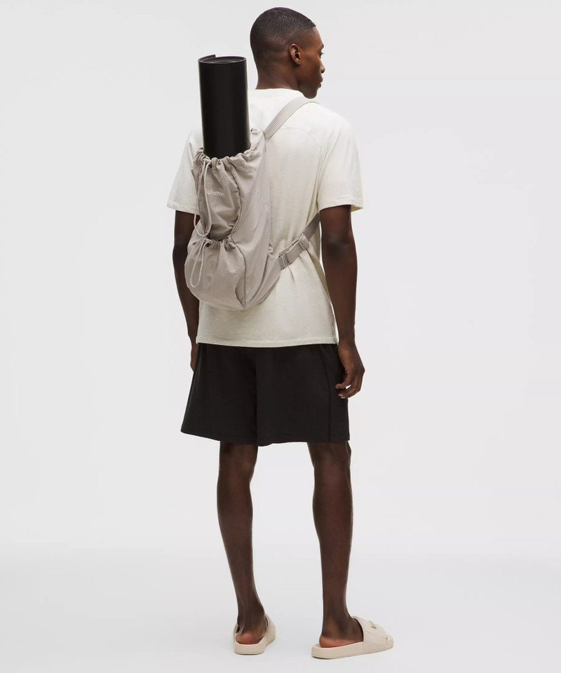 lululemon 2-in-1 Convertible Backpack 21L outlook