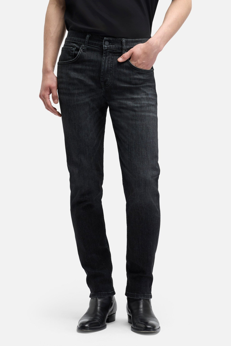 SLIMMY TAPERED in Luxe Performance 3