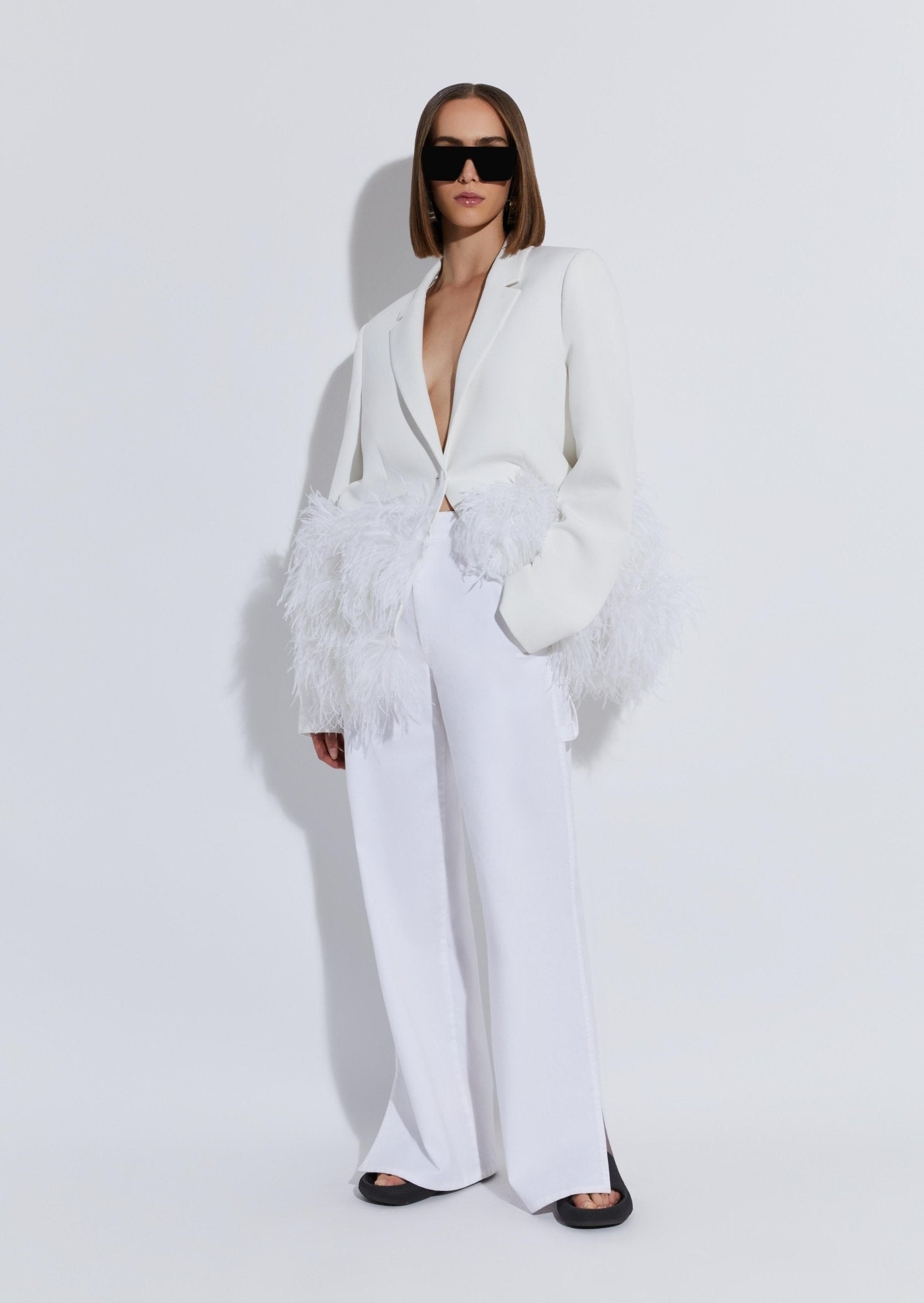 Matte Crepe Feather Embroidery Relaxed Blazer - 2