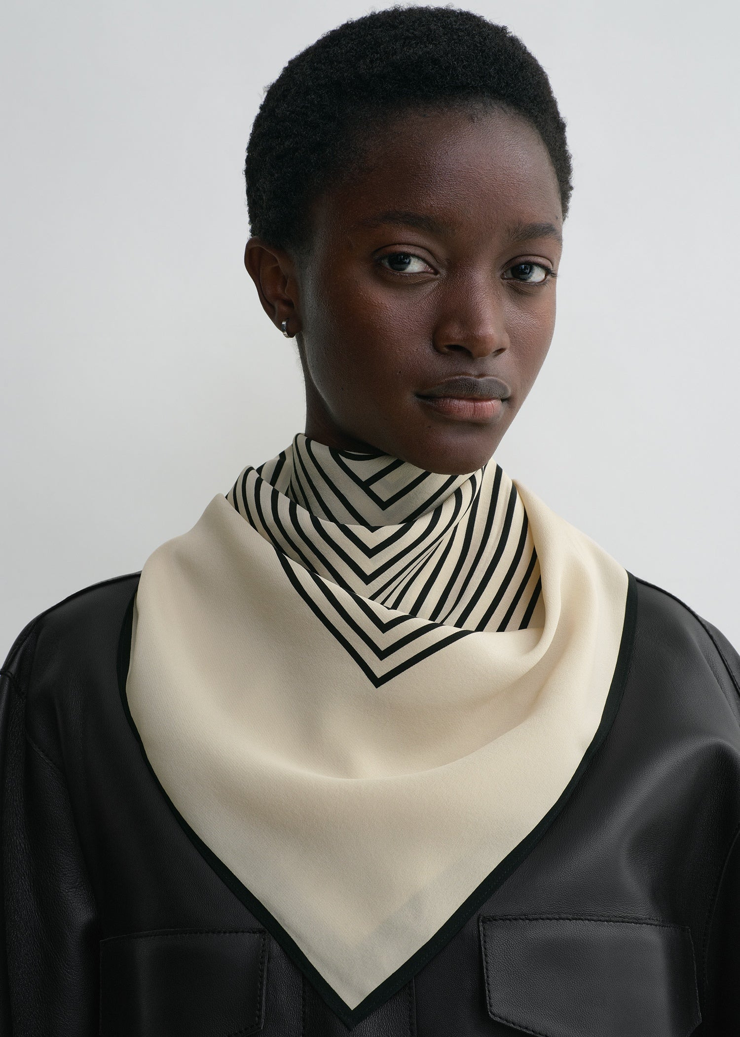Totême Centered monogram silk scarf crème | REVERSIBLE
