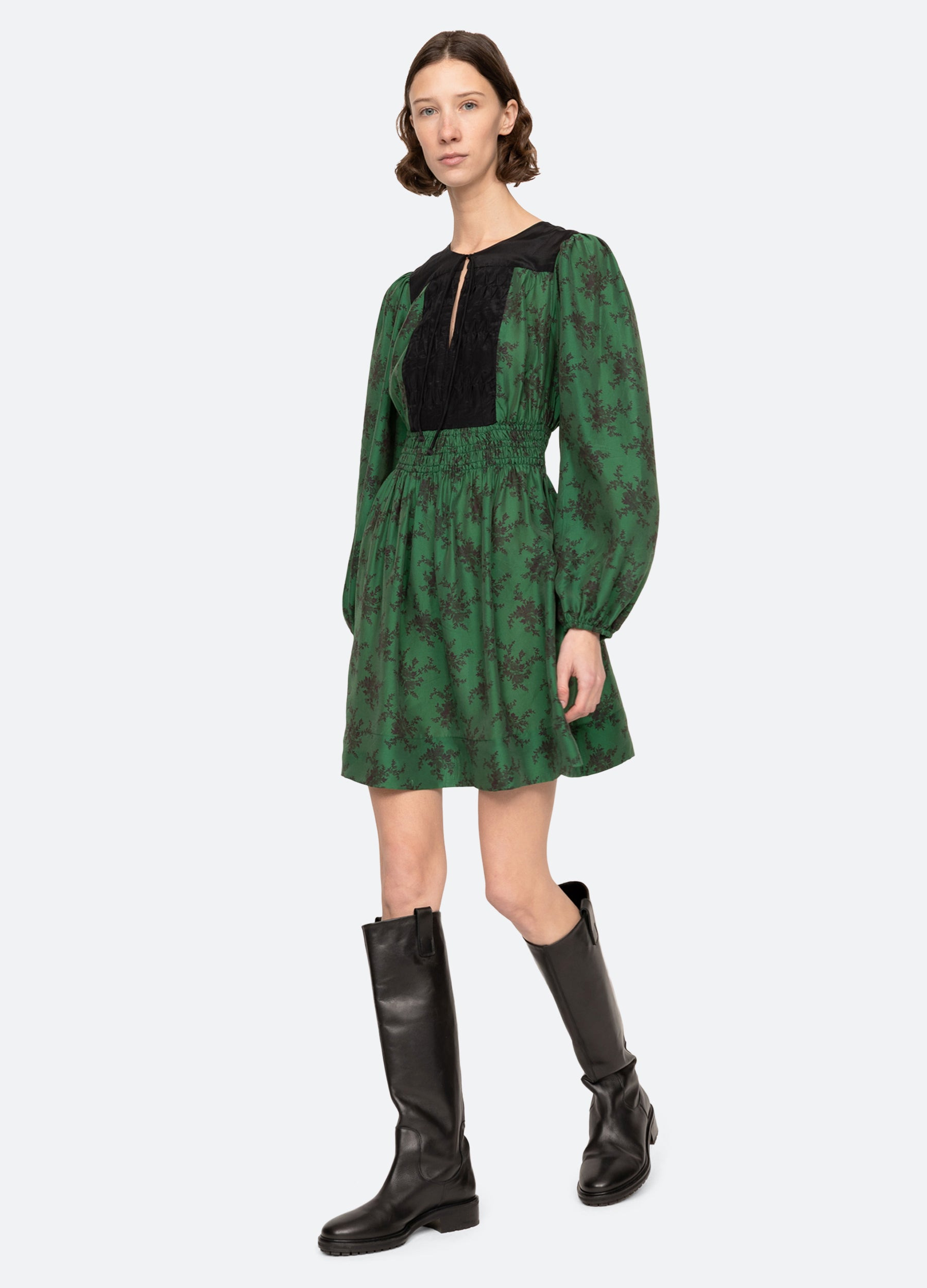 Joan Tunic - 6