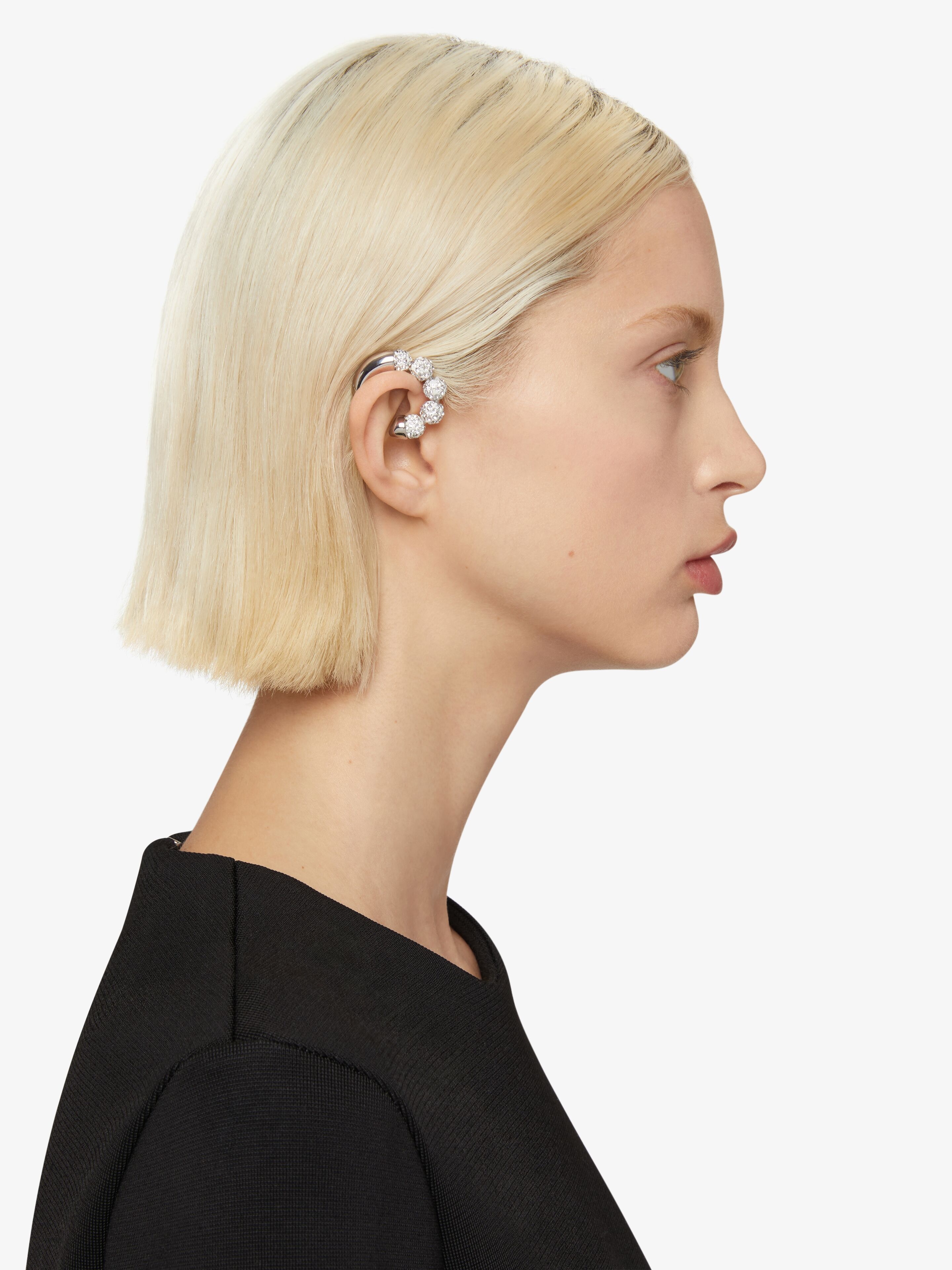 4G PEARL EARCUFF WITH CRYSTALS - 3