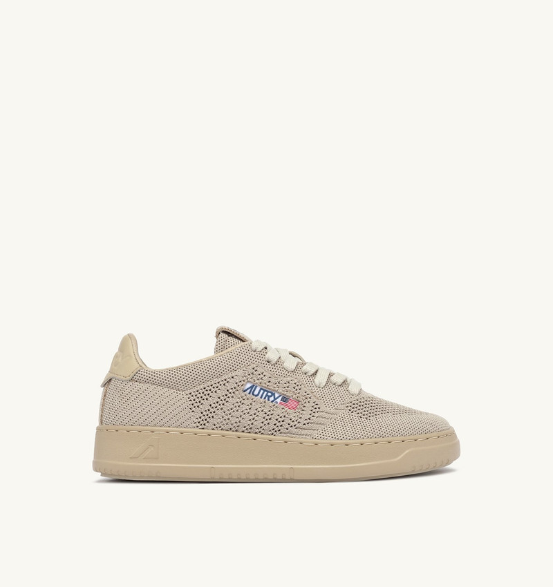 MEDALIST EASEKNIT LOW SNEAKERS IN MOJAVE DESERT COLOR FABRIC - 1