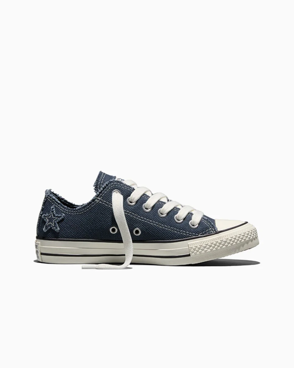 Chuck Taylor All Star Distressed Stars - 1