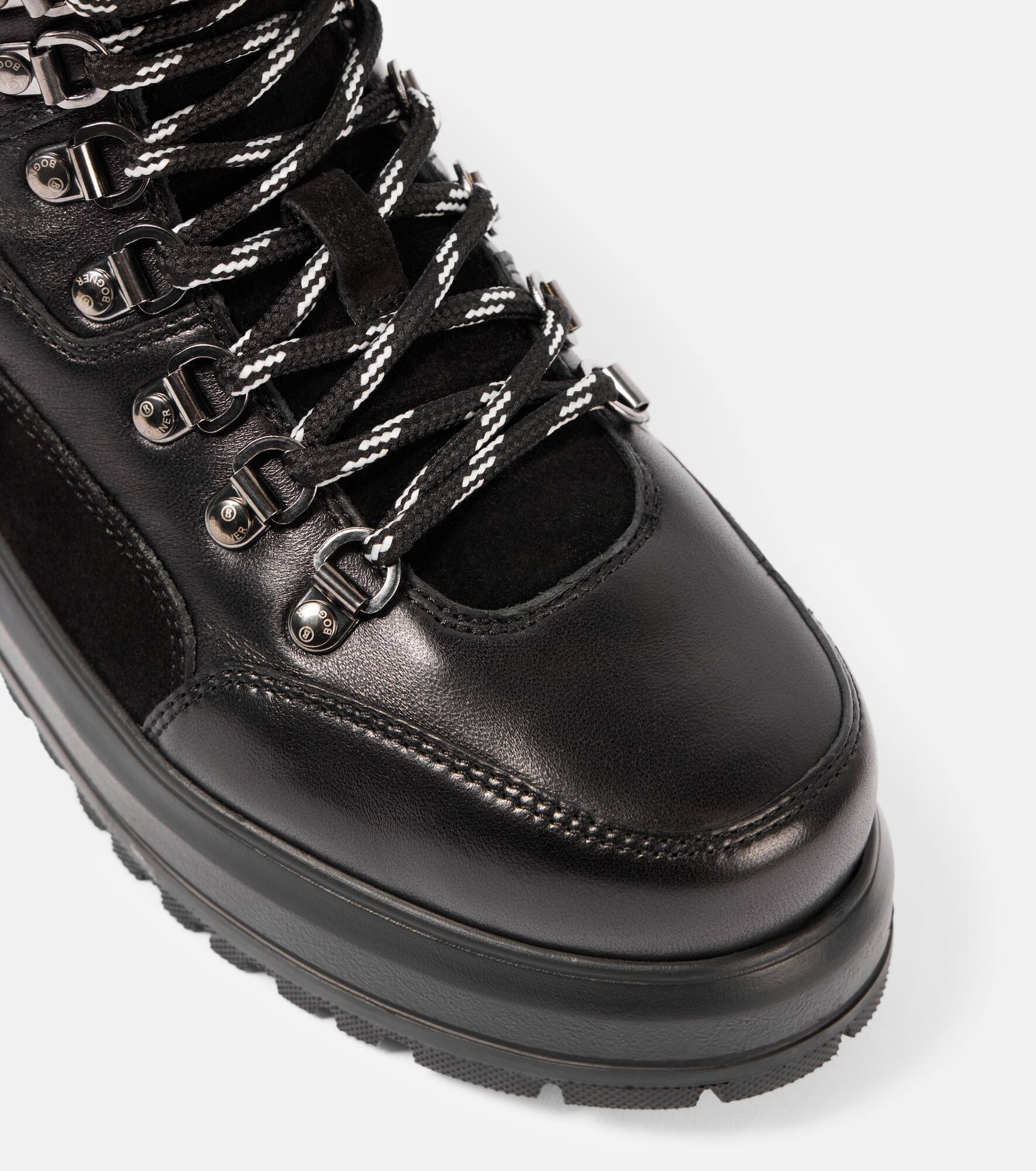 Shearling-trimmed leather boots - 5