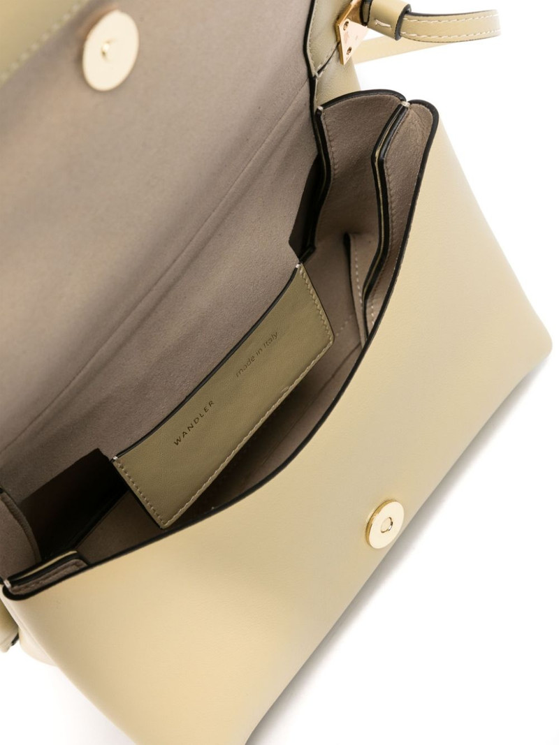 Uma leather shoulder bag 5