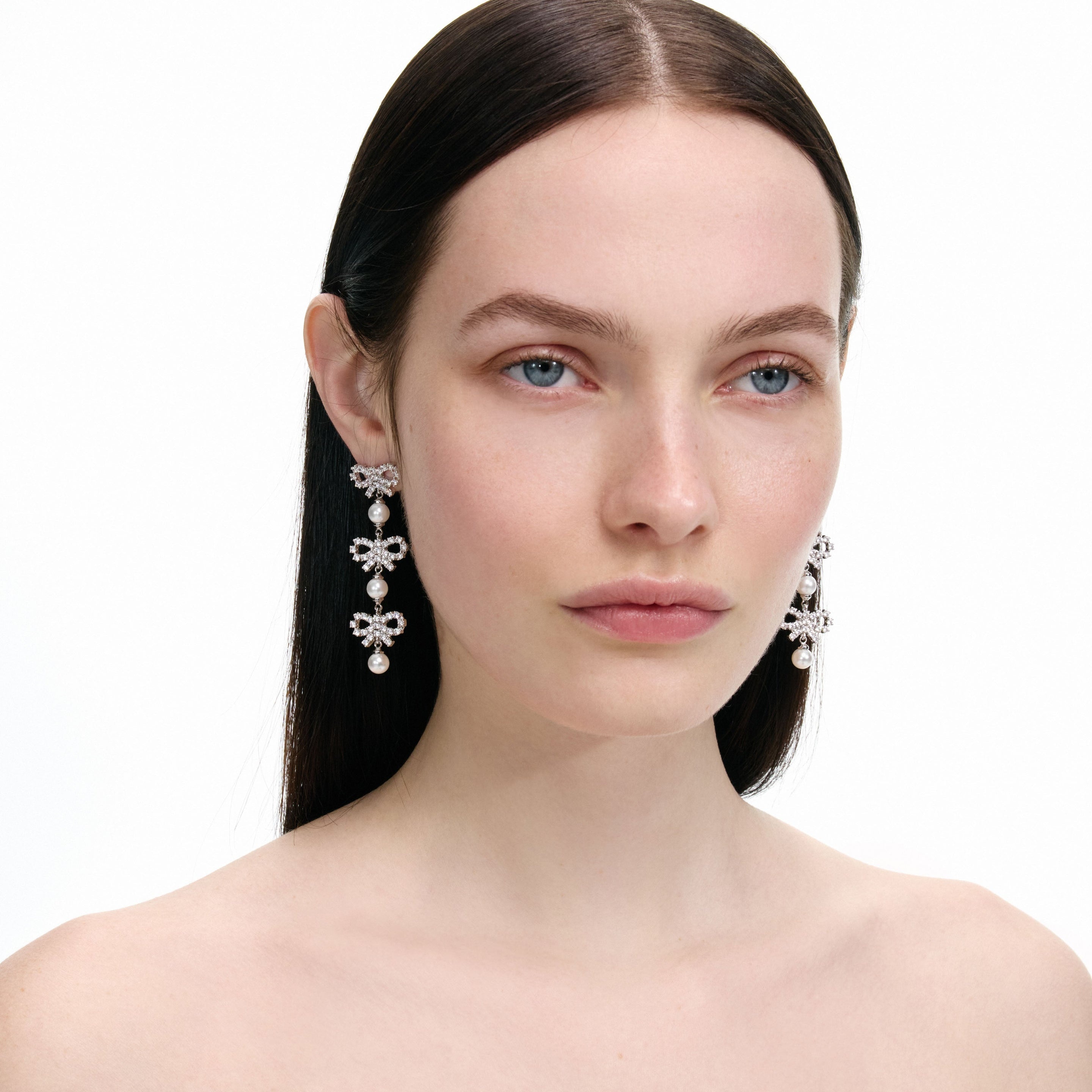 Micro Bow Pearl Tiered Earrings - 3
