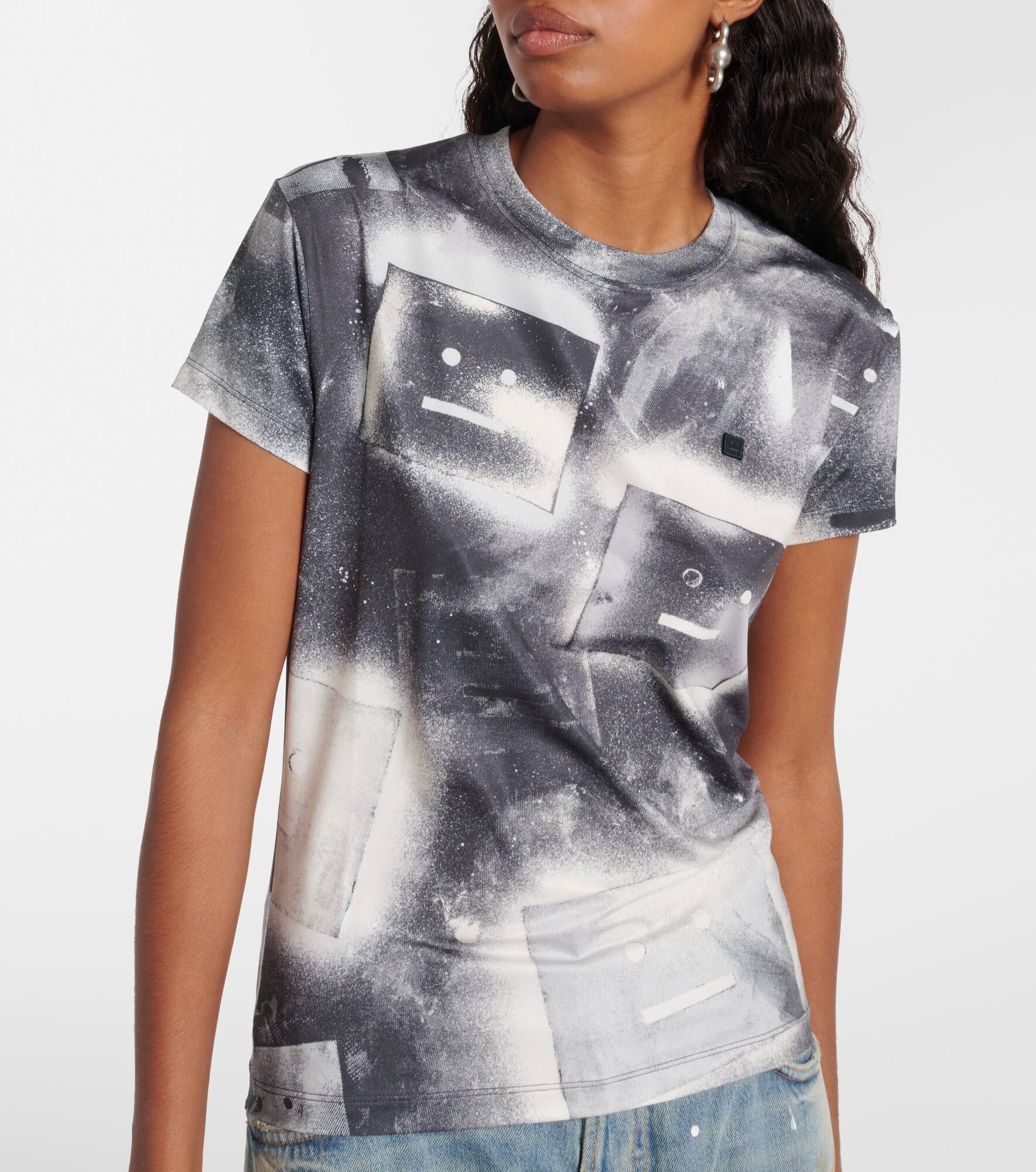 Emmbar Face T-shirt - 5