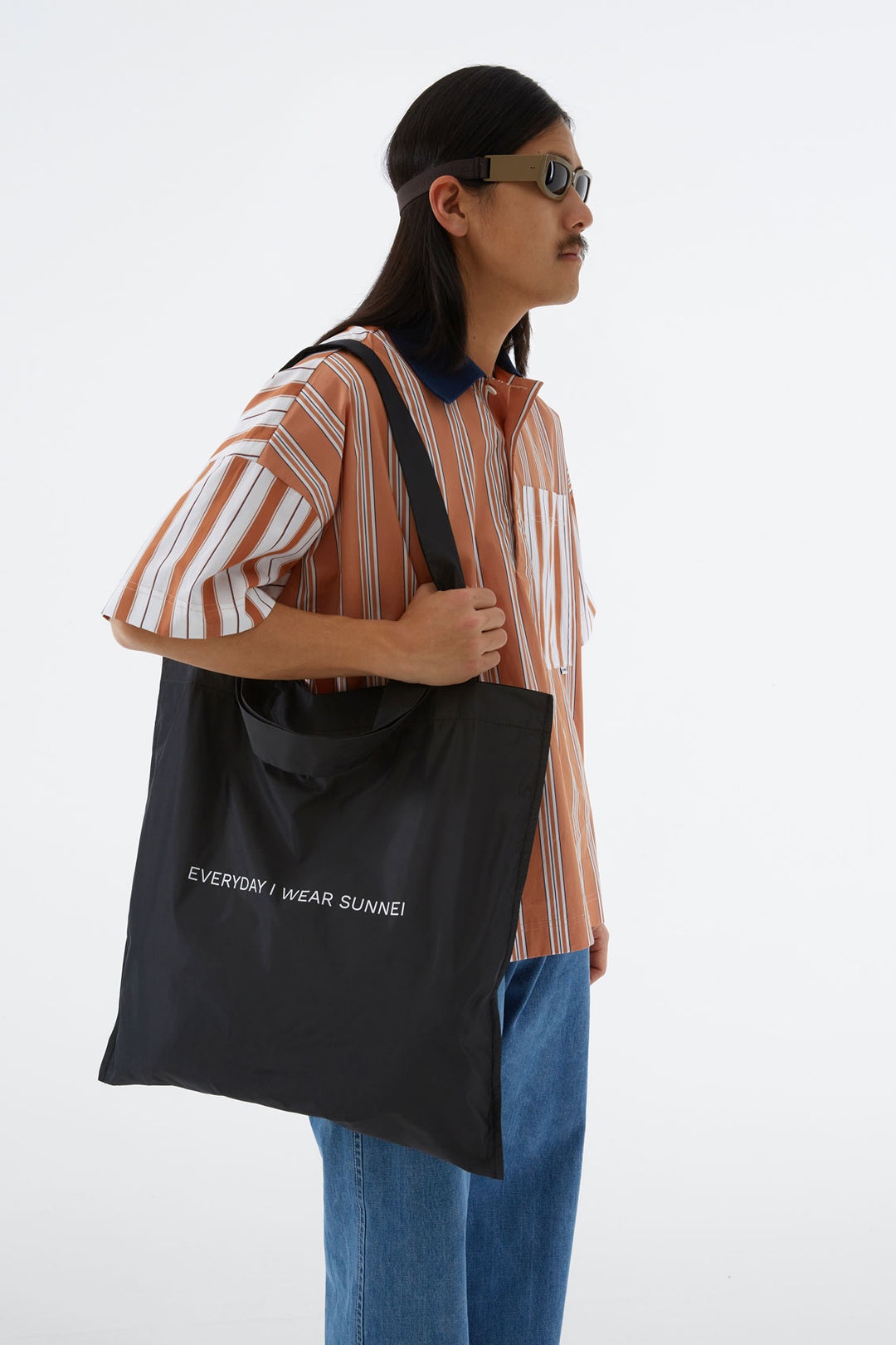 EVERYDAY I WEAR SUNNEI GREY TOTE BAG - 5