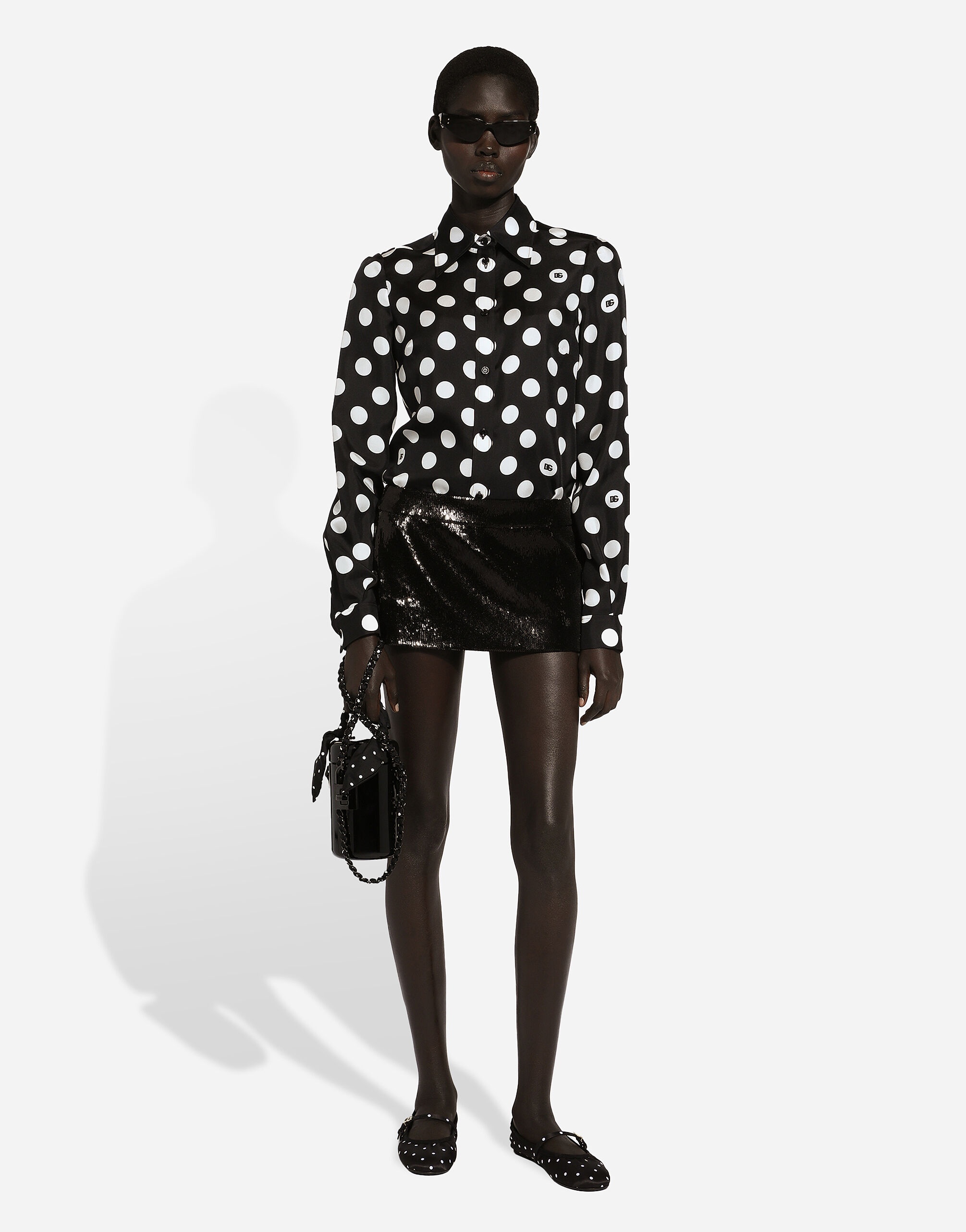 Miniskirt with micro-sequin embellishment - 2