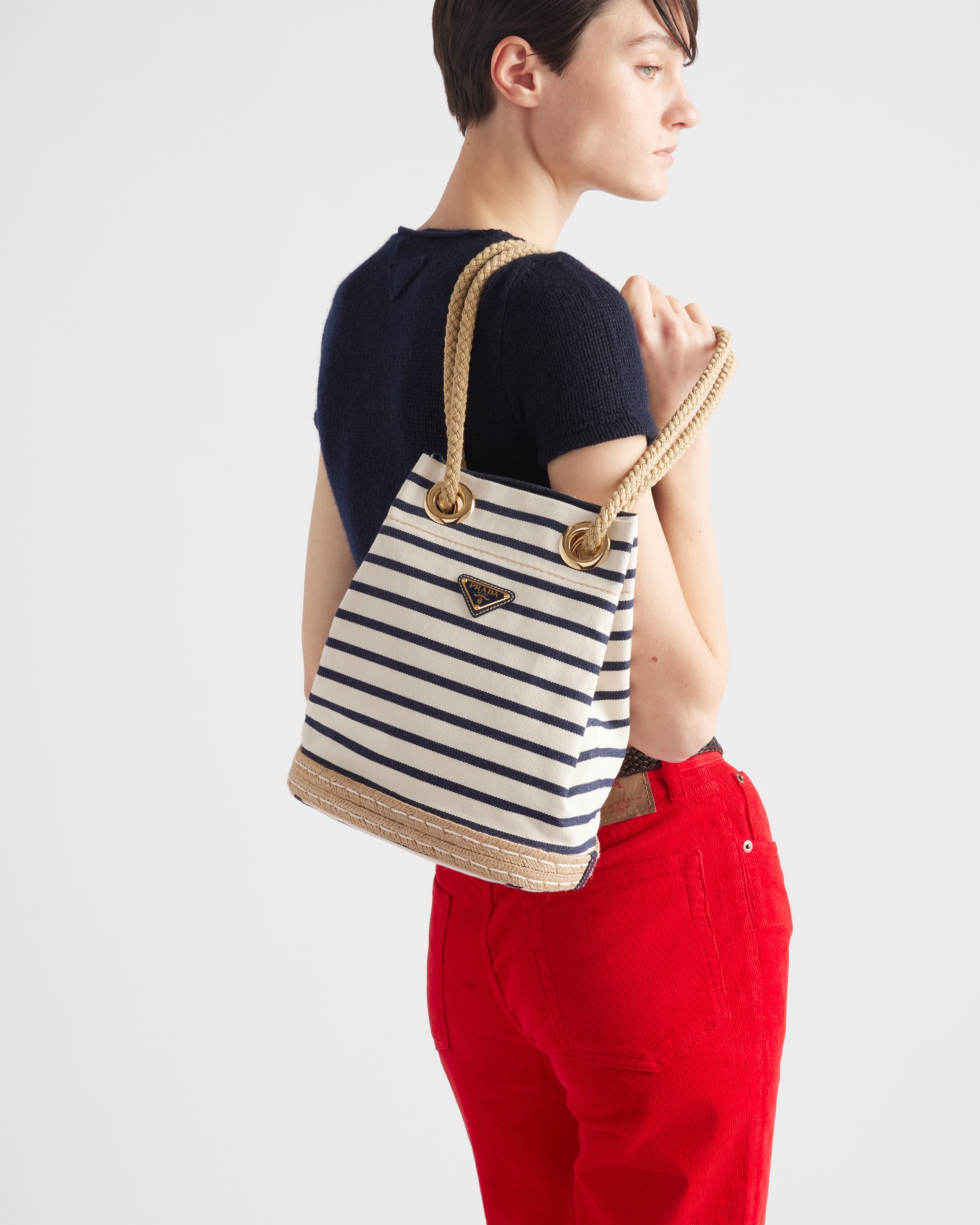Small fabric bucket bag - 7
