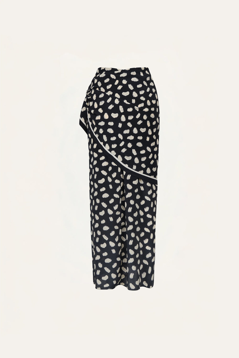 Captivation Skirt 3