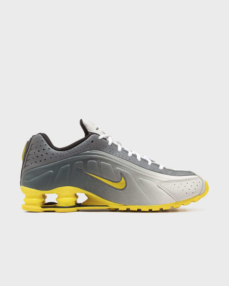 Nike SHOX R4 SE outlook