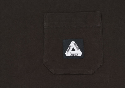 PALACE PATCH POCKET T-SHIRT BLACK outlook