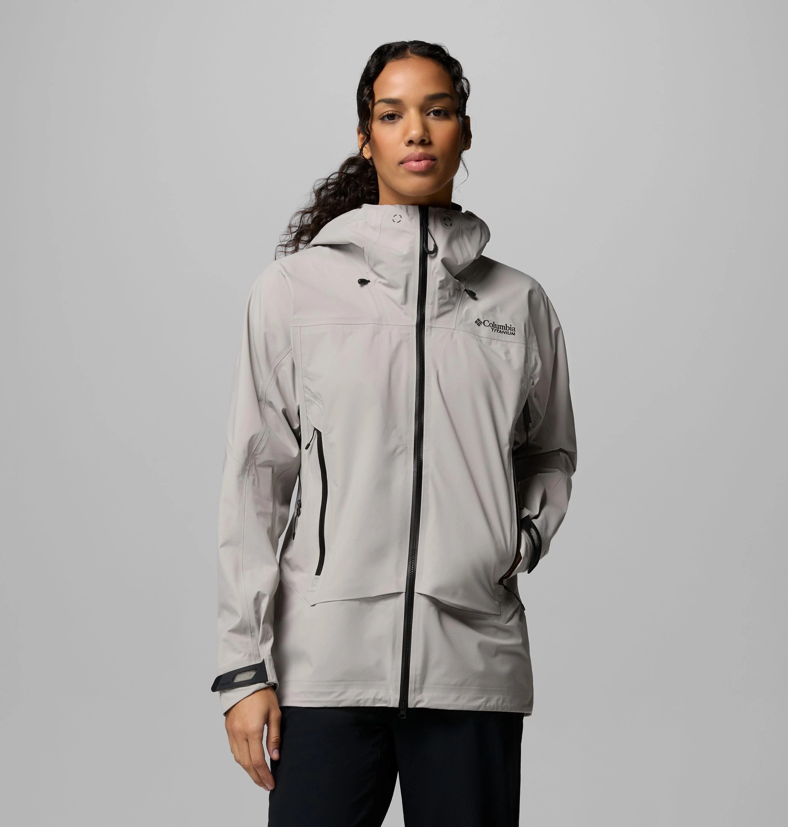 Women's Saudan Pro 3L Rain Shell - 1