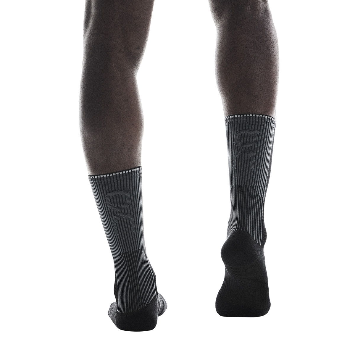 ON Performance Run Sock High - 3