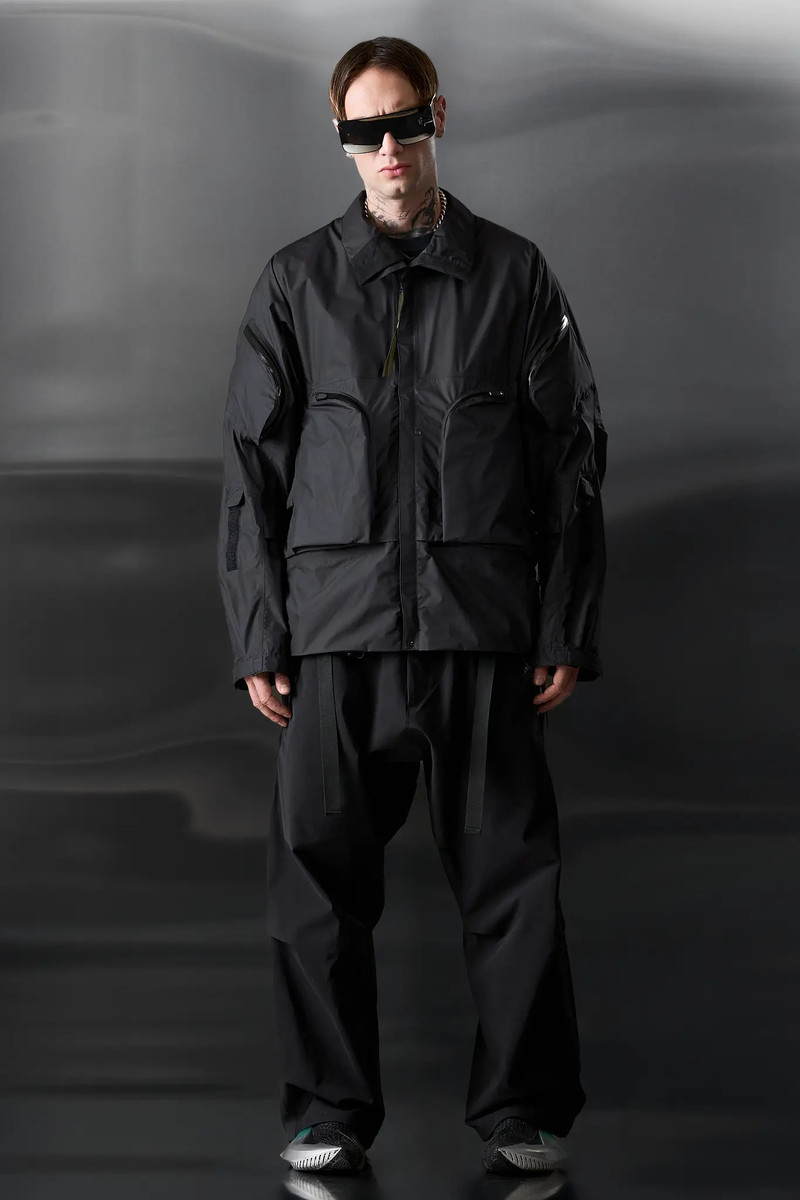 J120-GTPL 2L Gore-Tex Paclite Plus InterOps Jacket Black 10