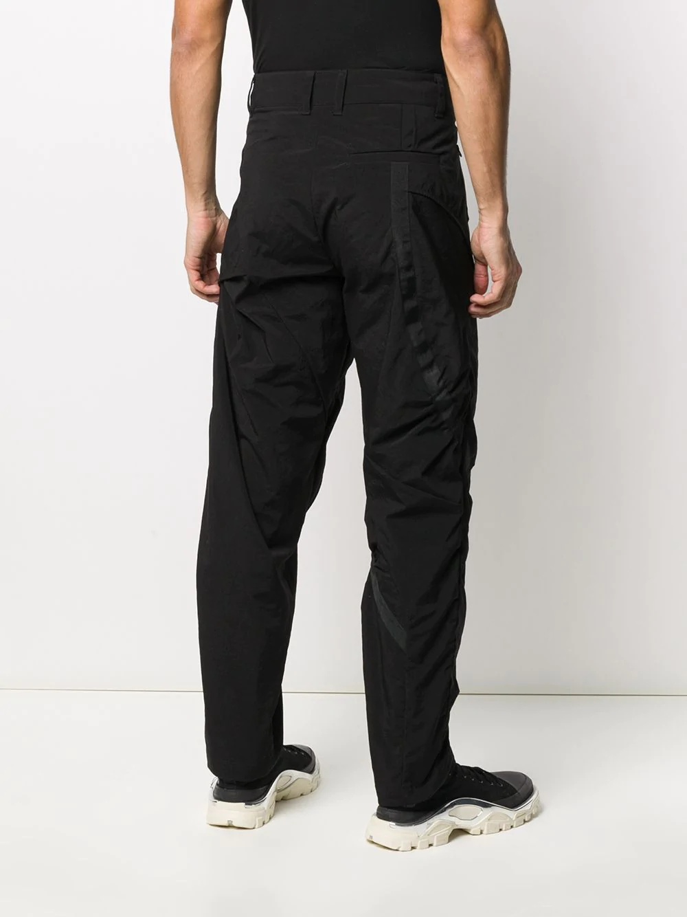 loose fit twisted trousers - 4