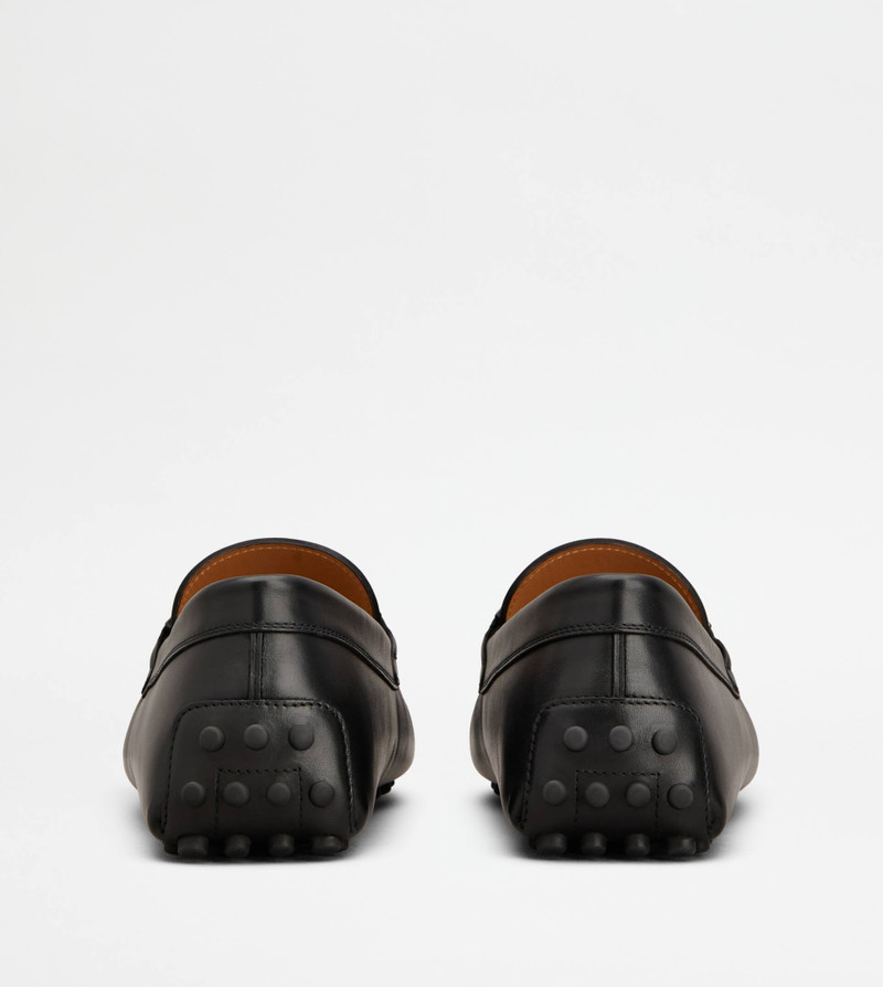 Tod's GOMMINO LOAFERS IN LEATHER - BLACK outlook