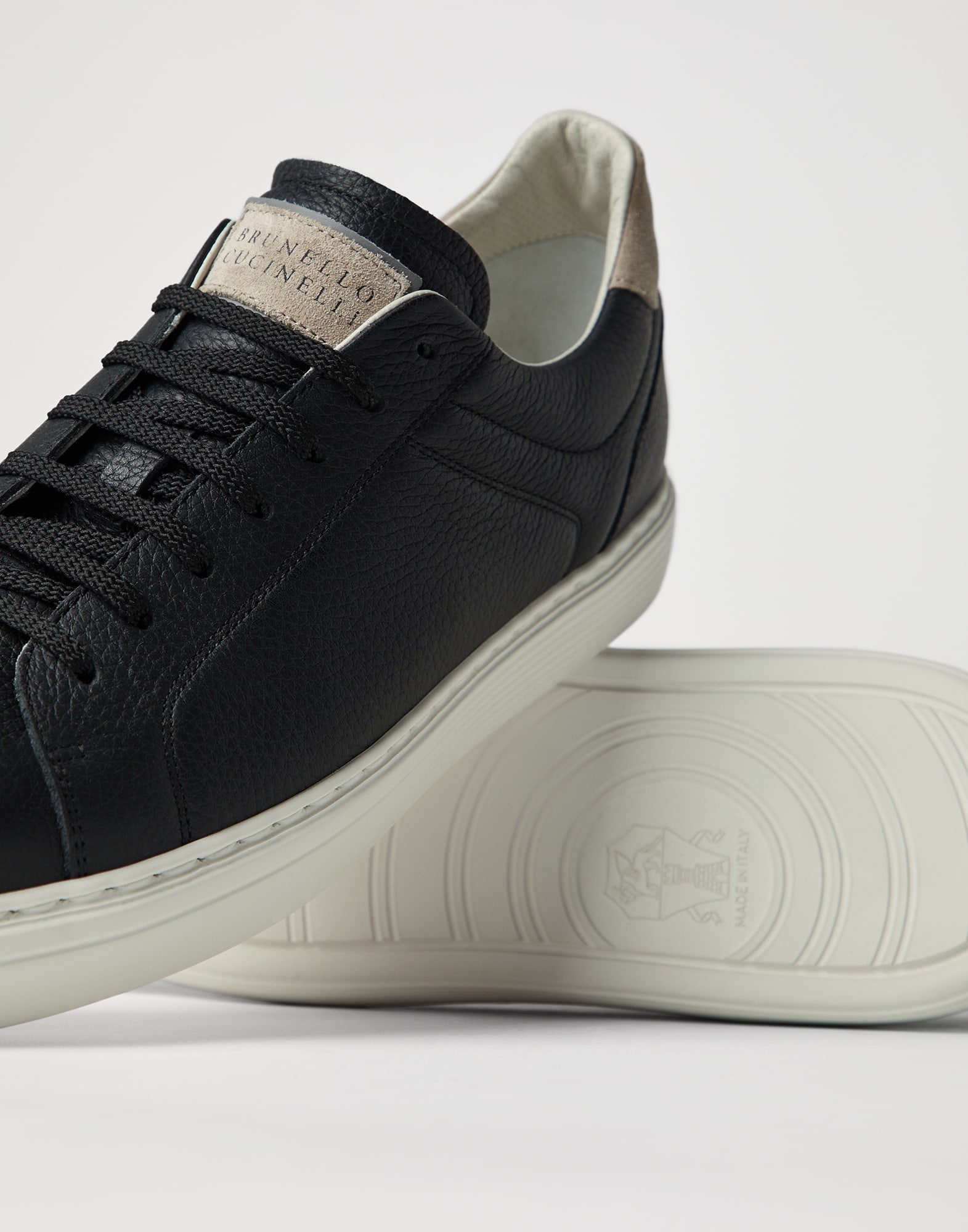 Grained calfskin sneakers - 3