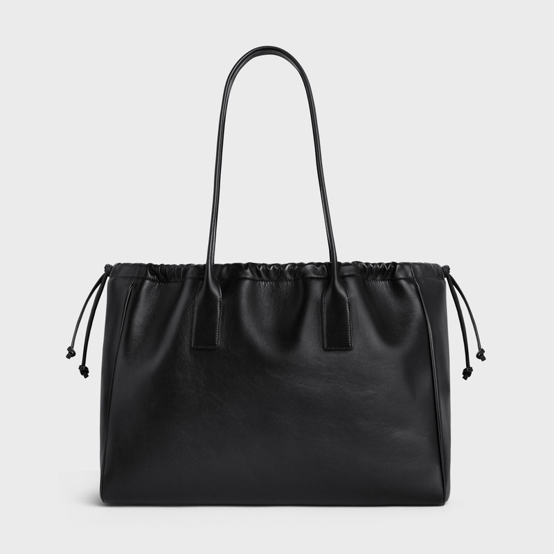 cabas drawstring cuir triomphe in Smooth Calfskin 3