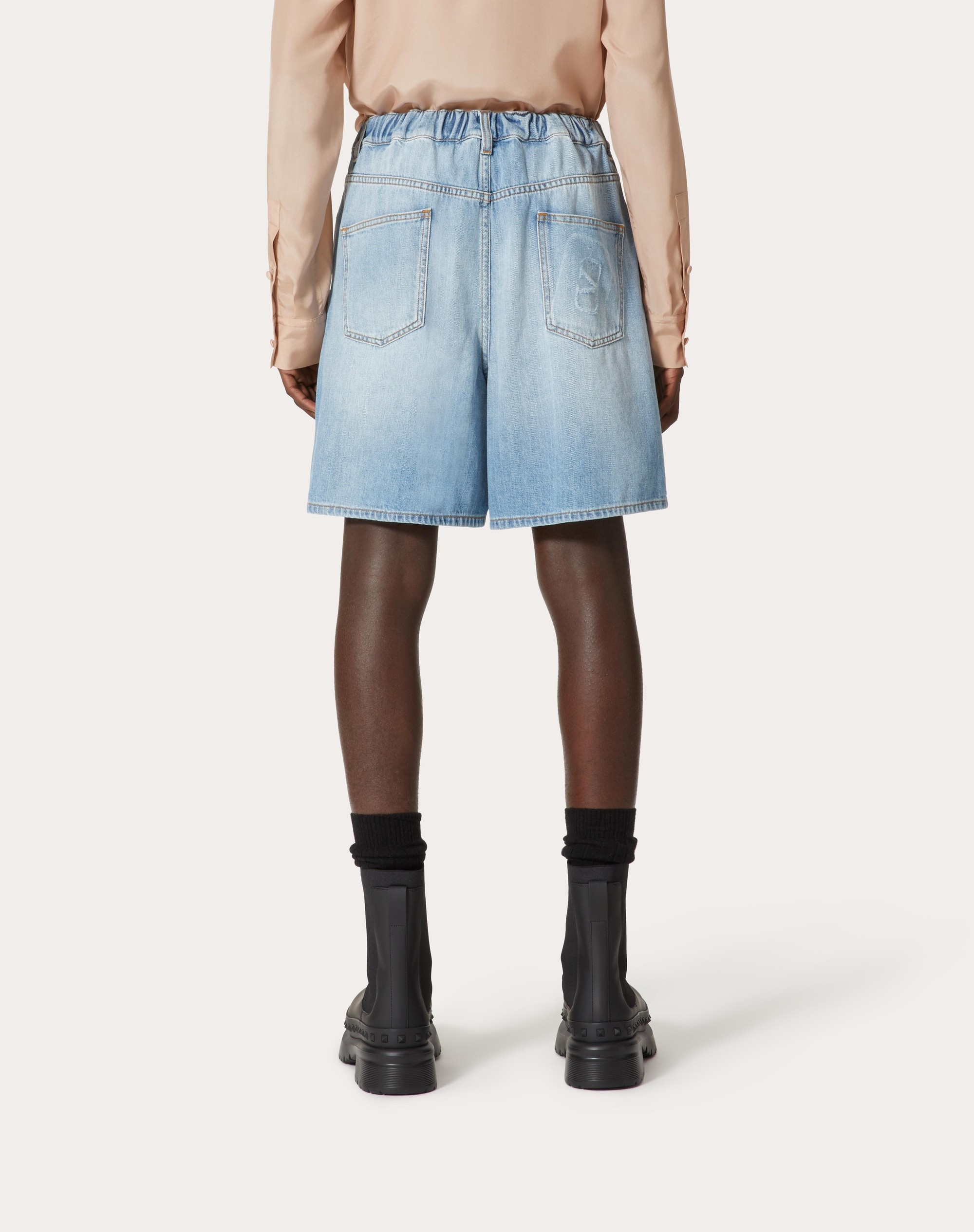 DENIM BERMUDA SHORTS WITH EMBOSSED VLOGO SIGNATURE - 4