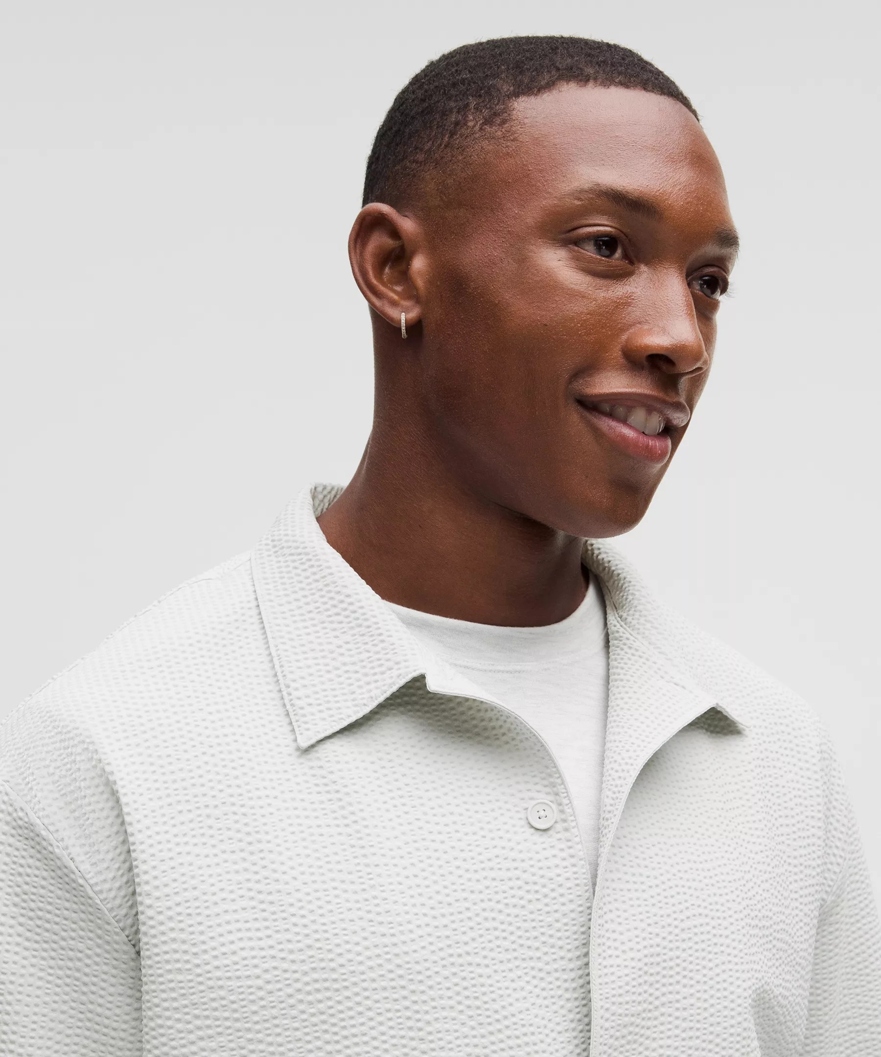 Textured Camp Collar Short-Sleeve Shirt - 2