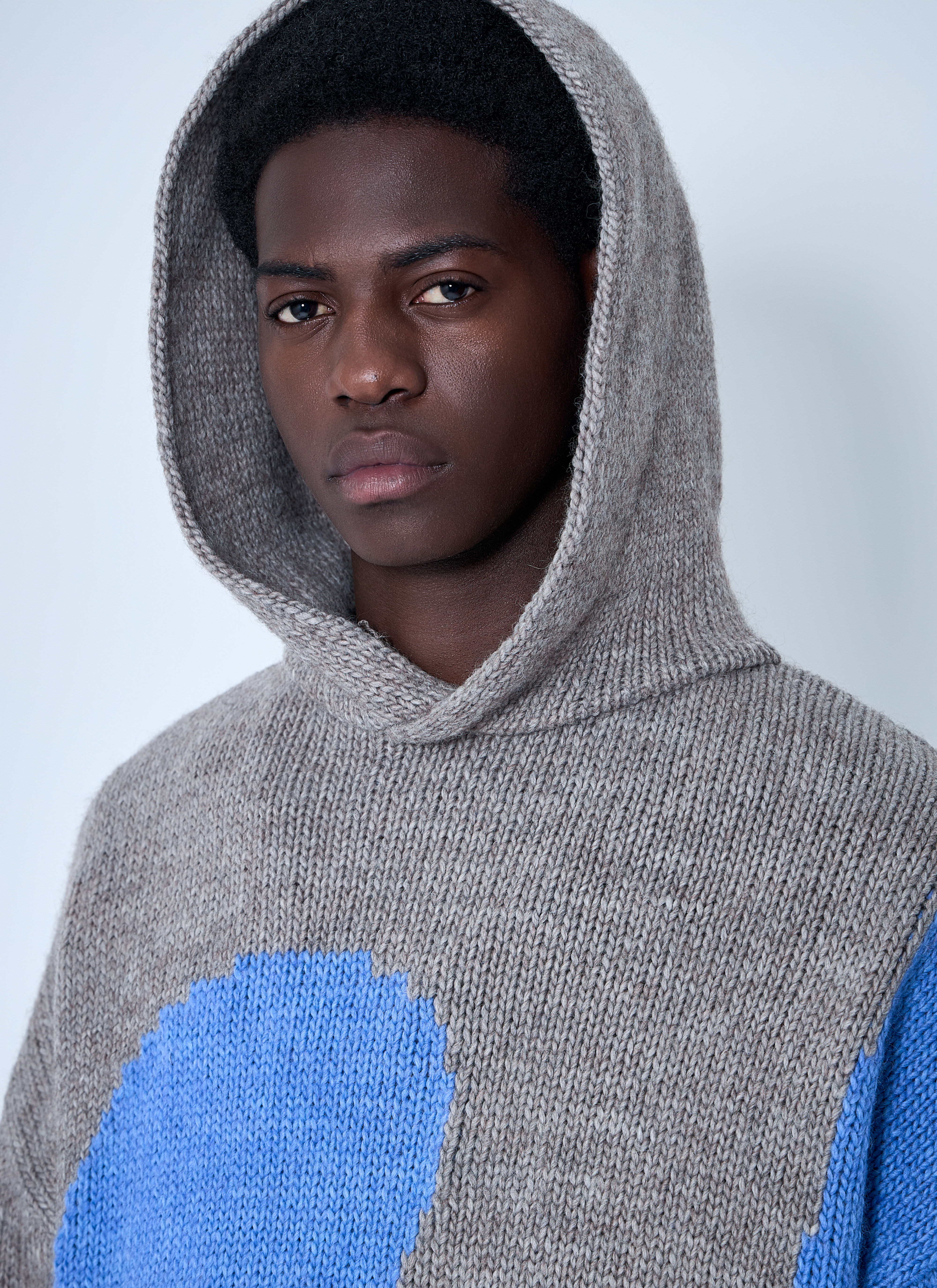Bicolor Swirl Knit Hooded Sweater - 5