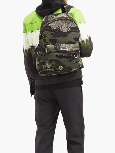 Valentino Logo-patch fil-coupé camouflage-jacquard backpack outlook