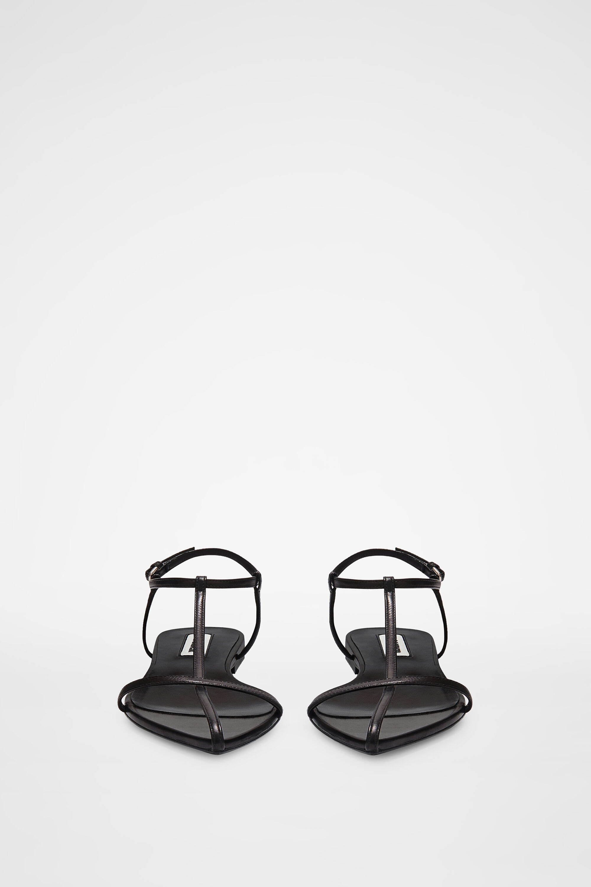 Flat Sandals - 5