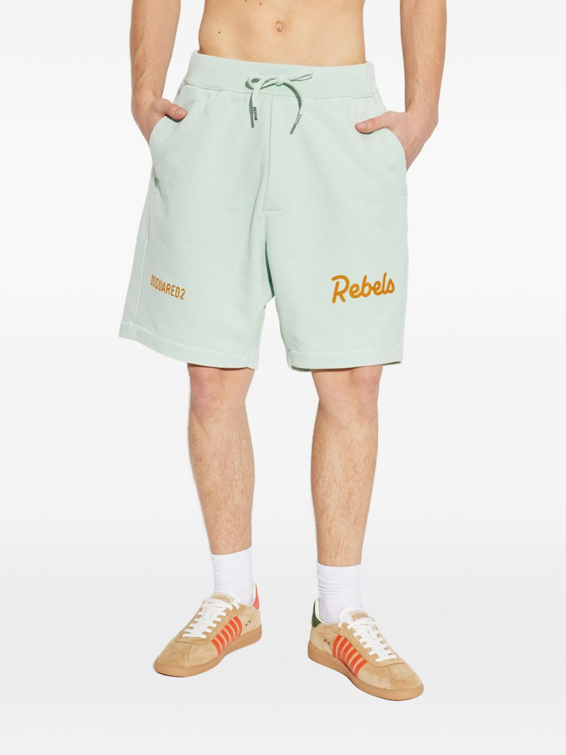 logo-detail track shorts 3