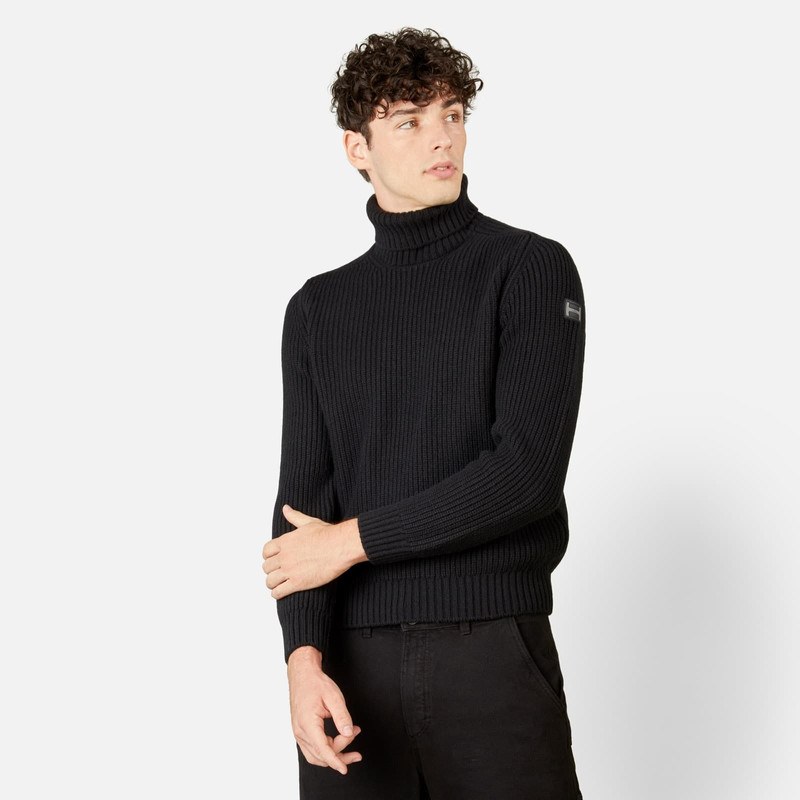 Turtleneck Black 3