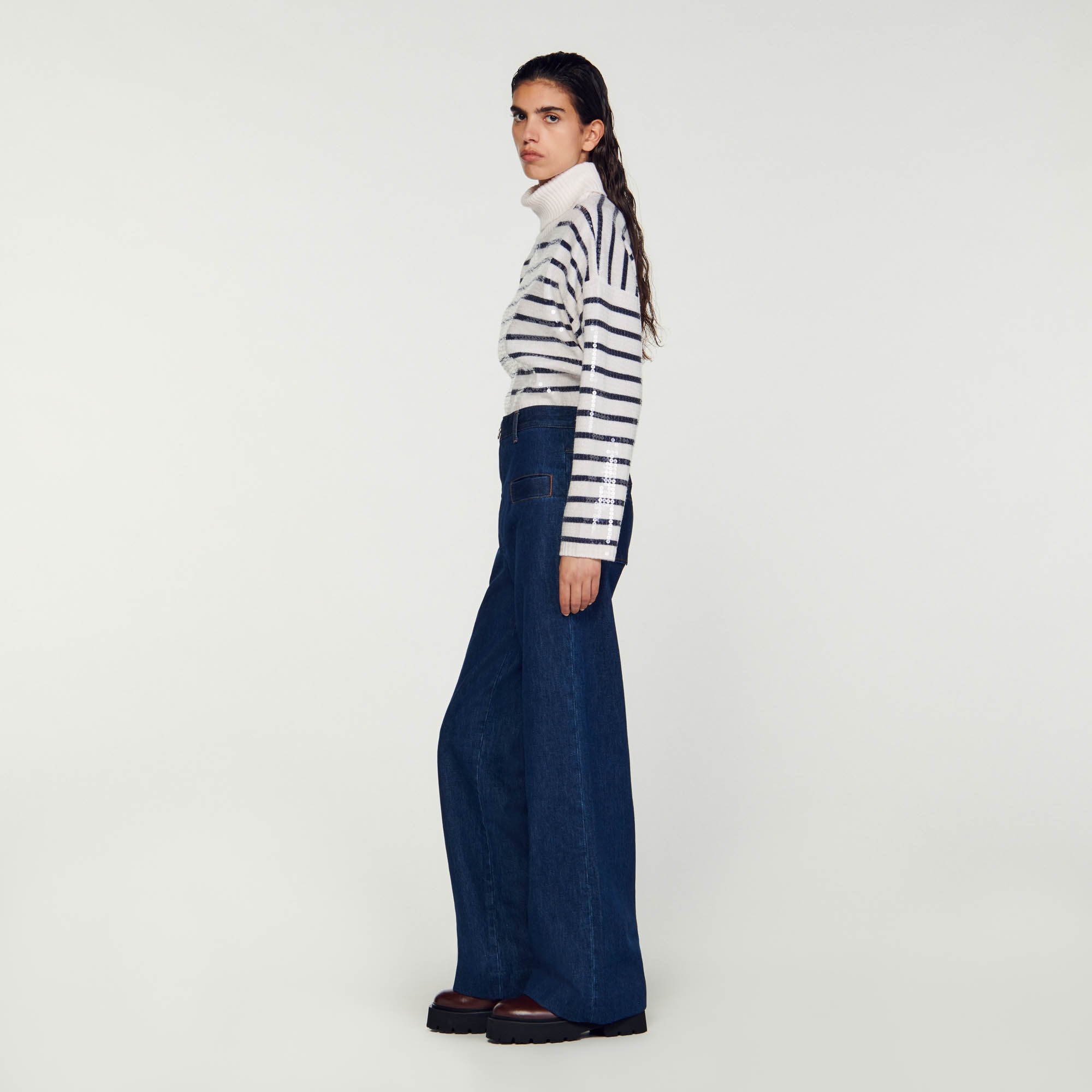 HIGH-WAISTED JEANS - 7