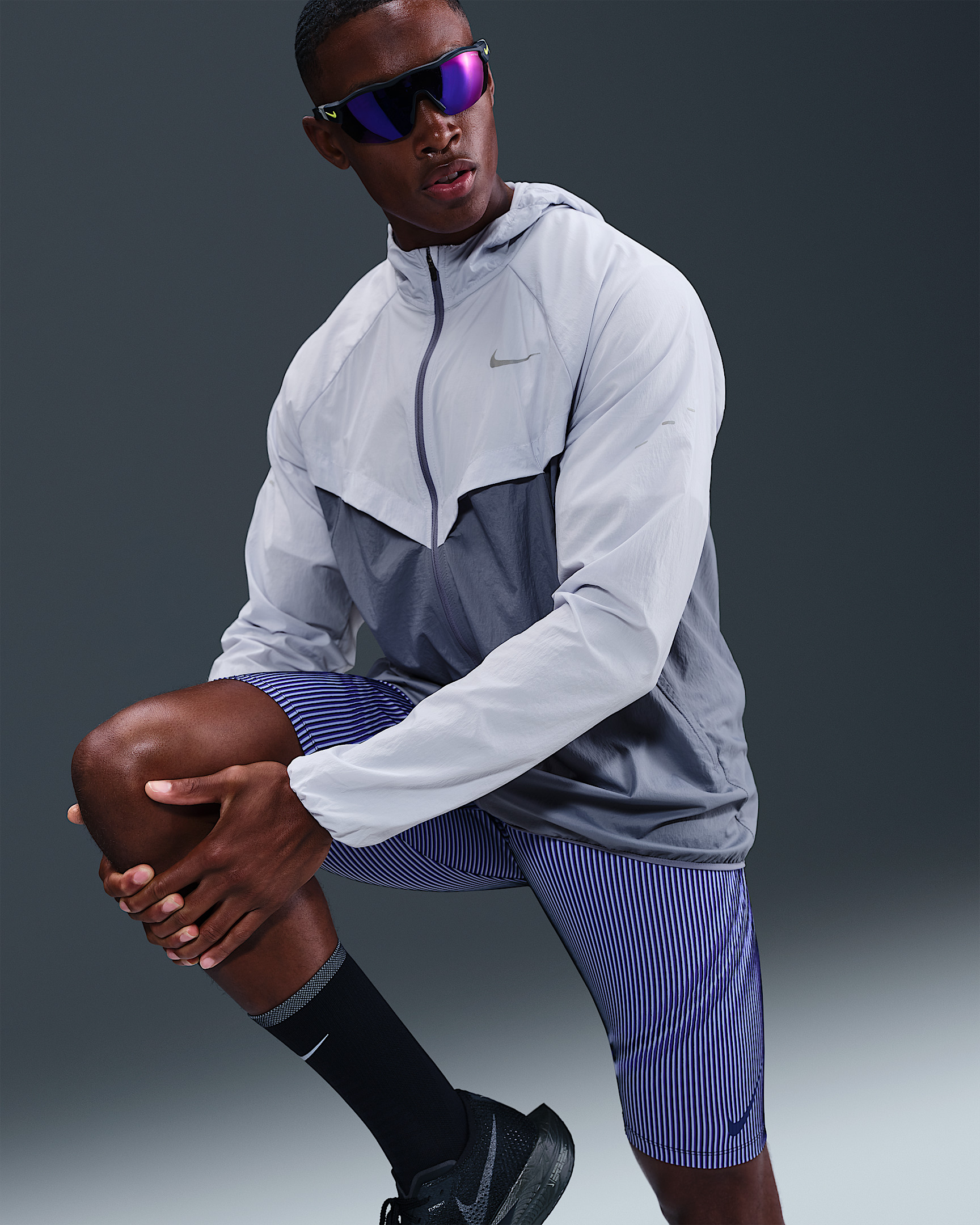 Nike Stride Men's Repel UV Running Jacket - 3