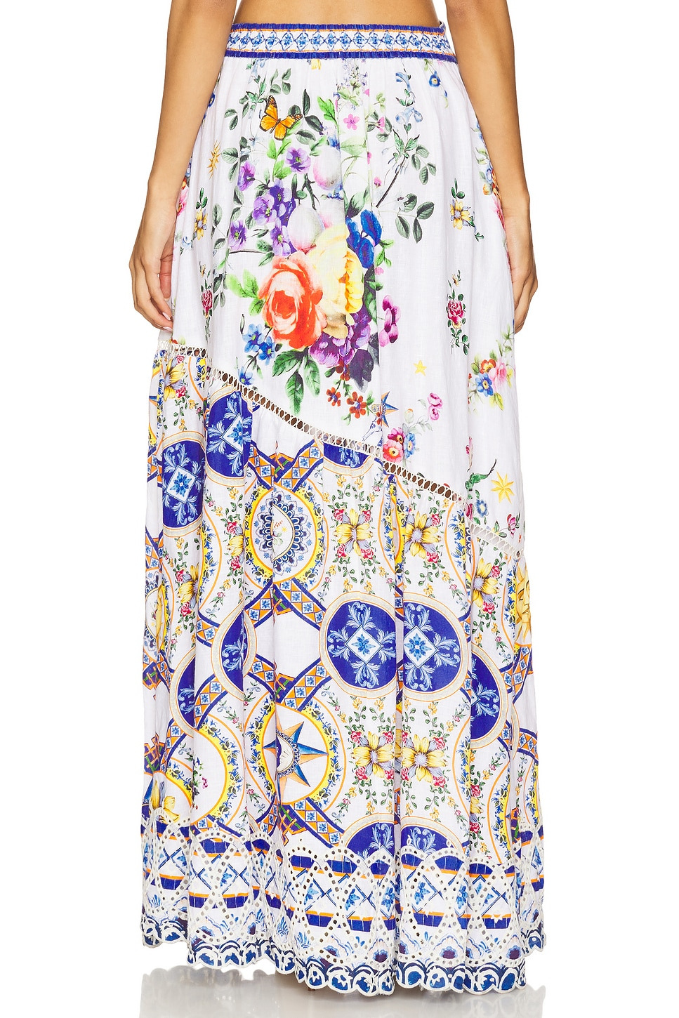 Skirt With Shaped Seam - 4