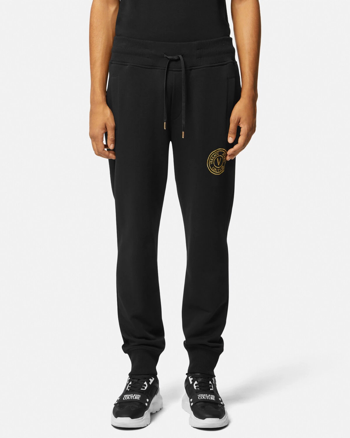 V-Emblem Sweatpants - 4