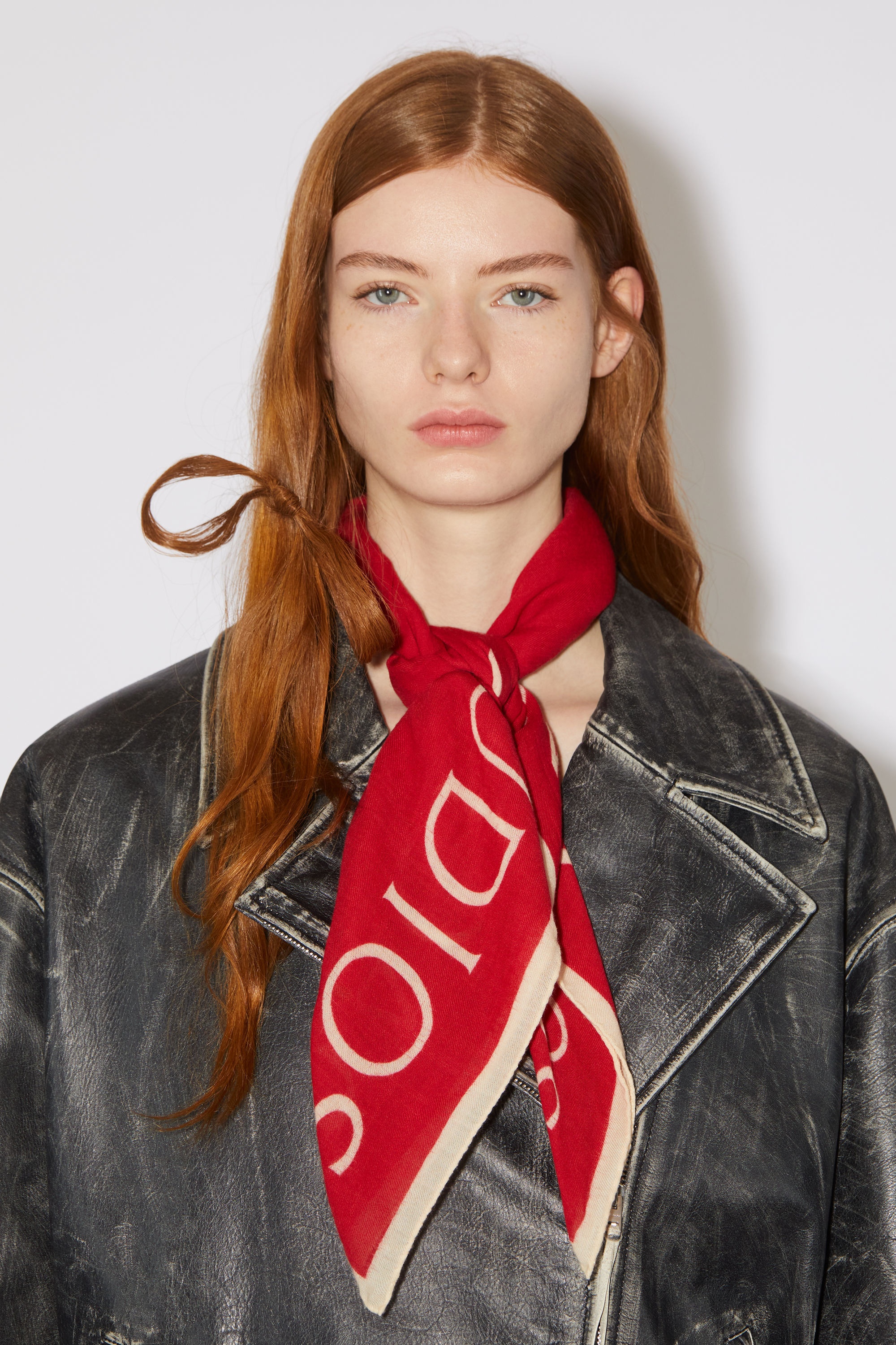 Logo wool square scarf - Cardinal red - 2