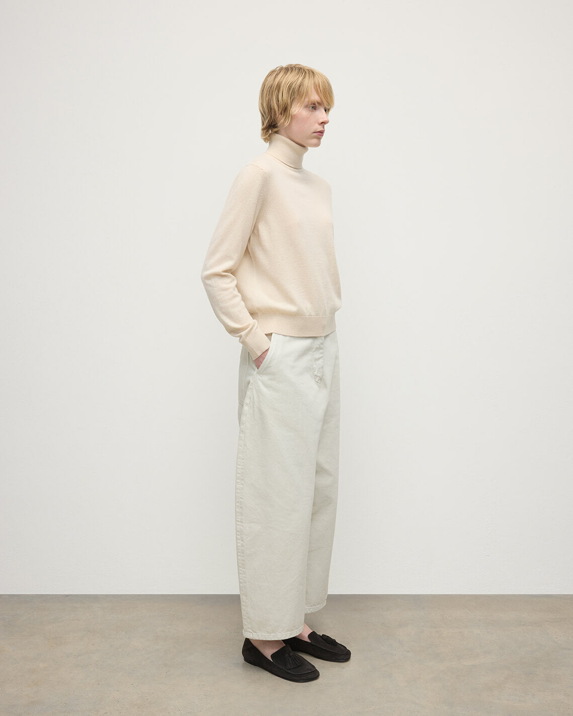 Classic Cashmere Cream Roll Neck Jumper - 3