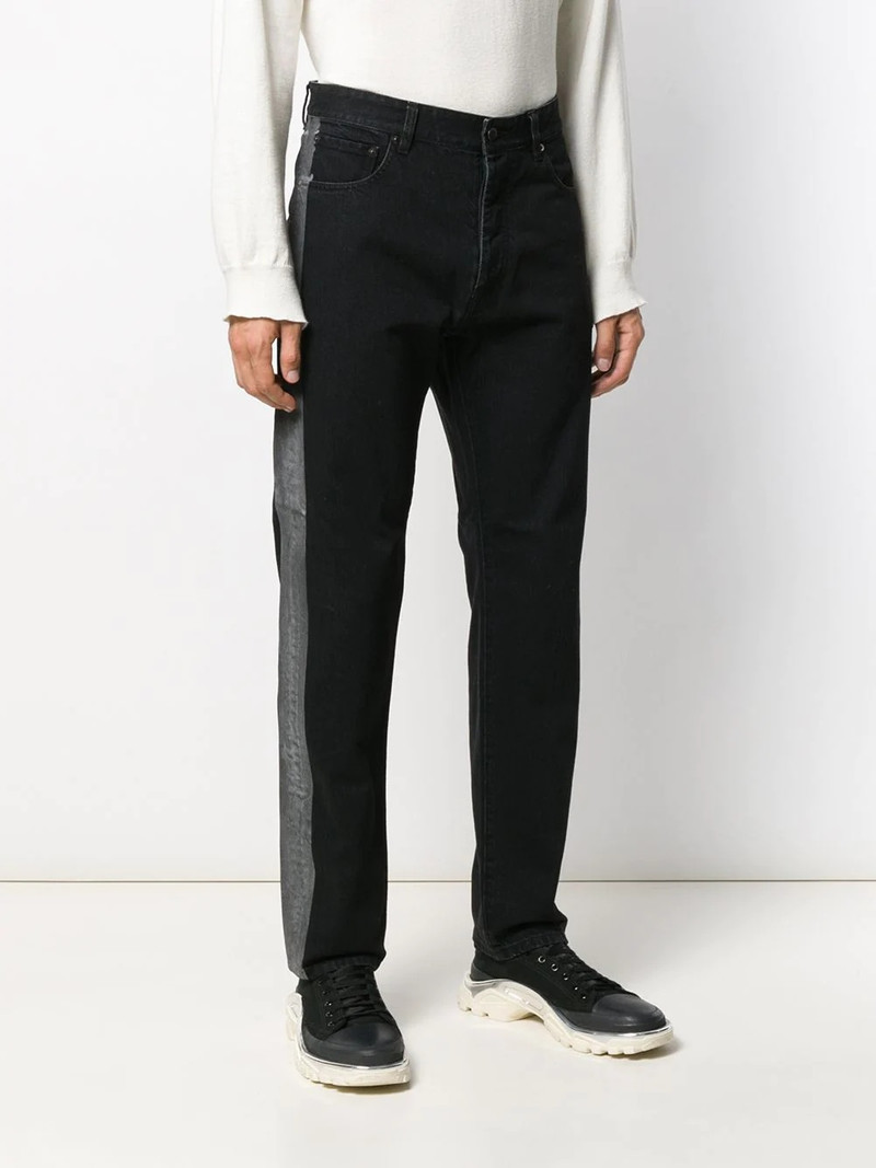straight-fit jeans 3