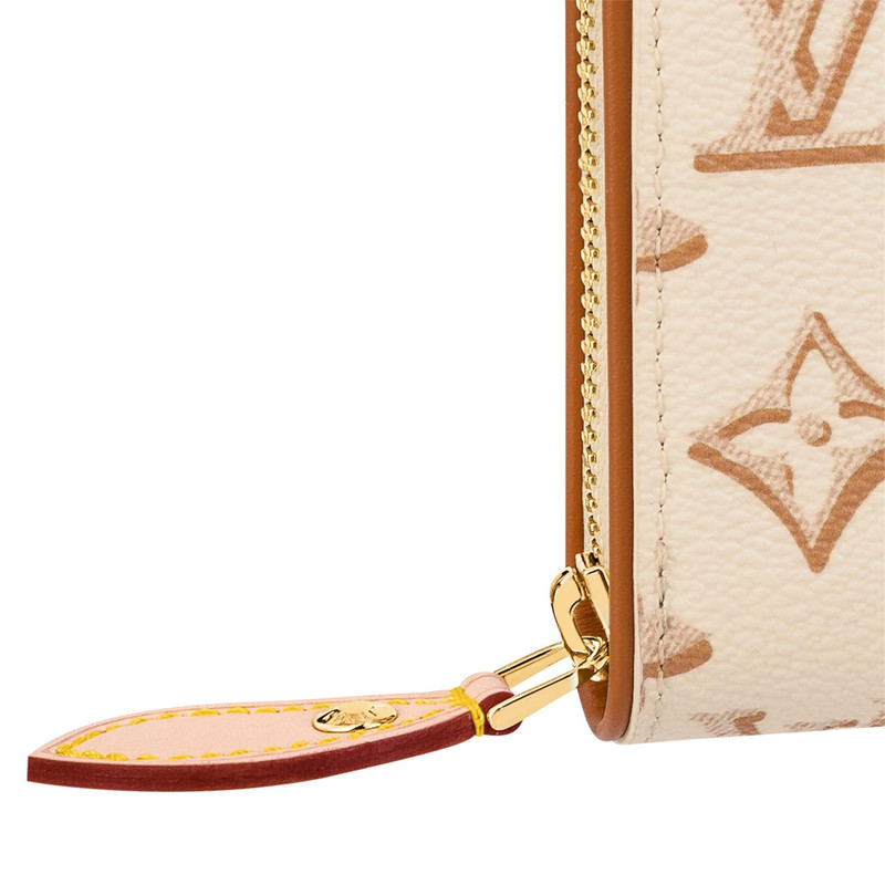 Louis Vuitton Zippy Wallet outlook