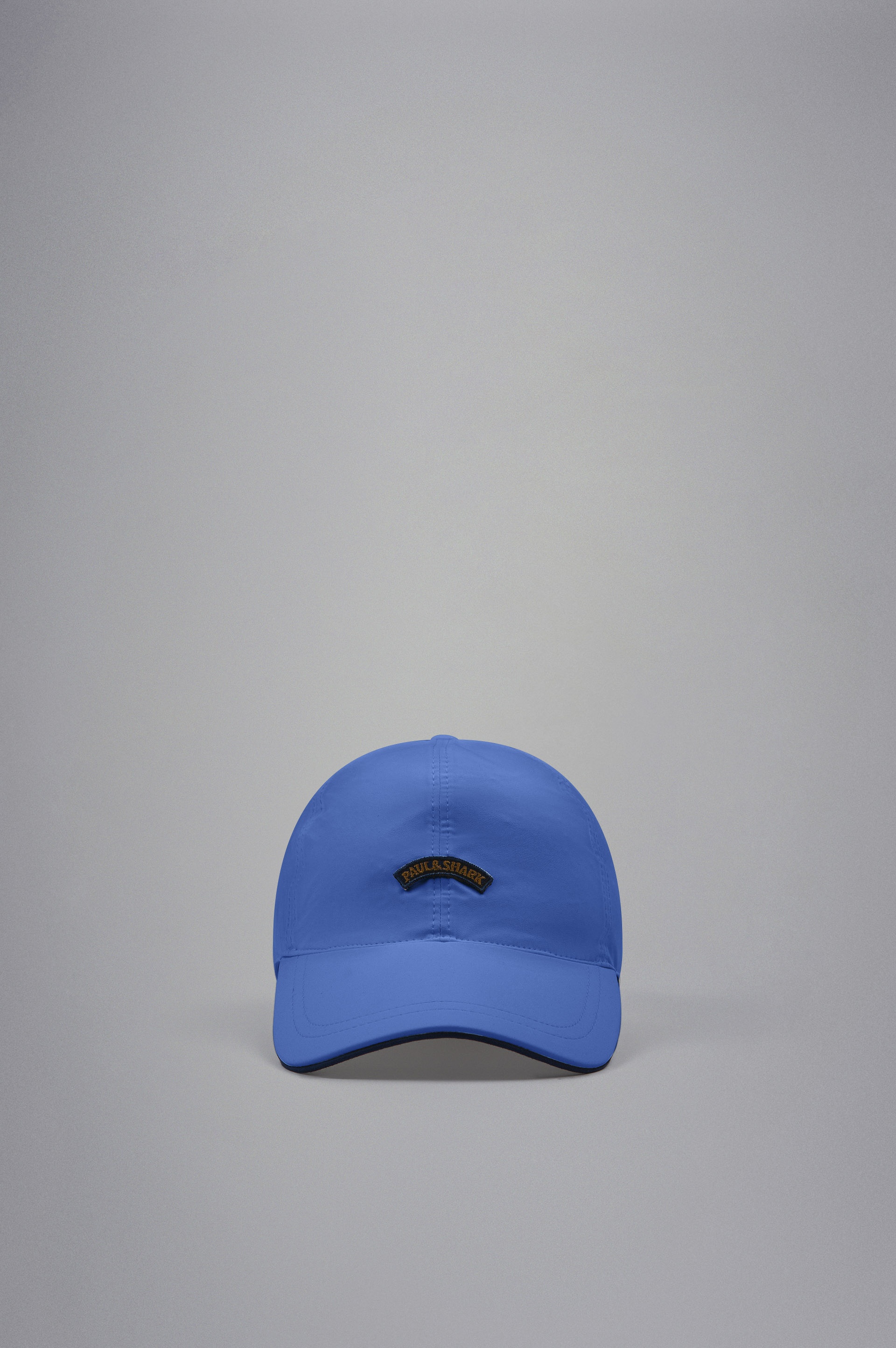 BASEBALL CAP WITH EMBLEM - 2