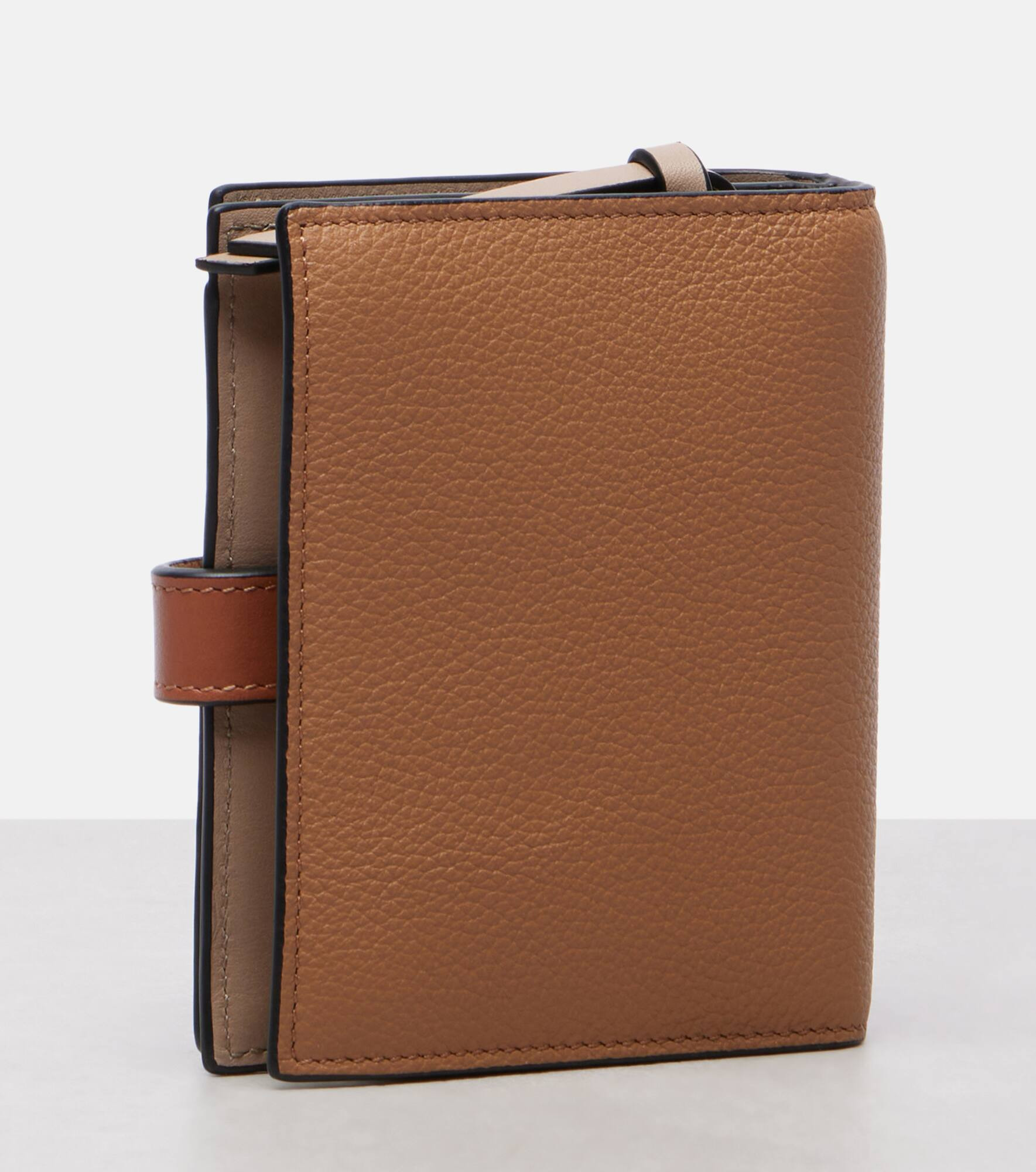 Compact leather wallet - 3