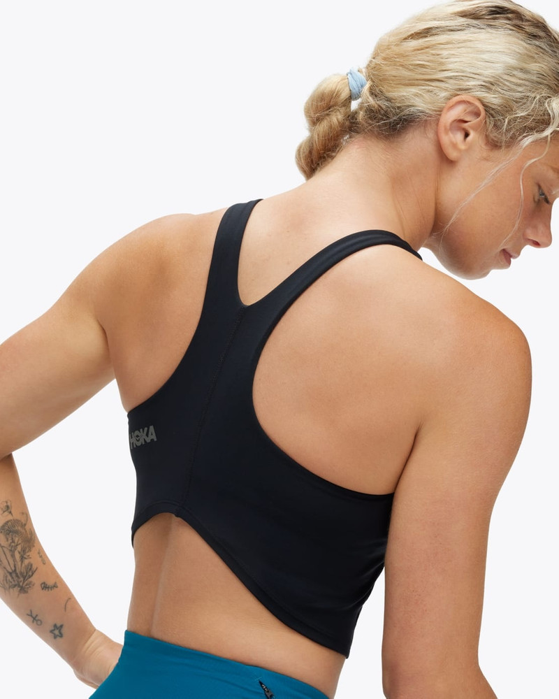 HOKA ONE ONE Women's Elaro Crop Bra outlook