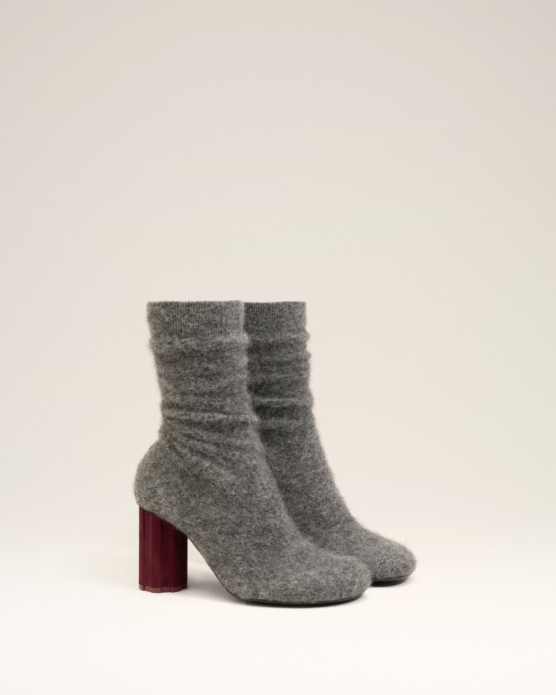 BLACK MOHAIR KNIT PIANO ANKLE BOOTS 3