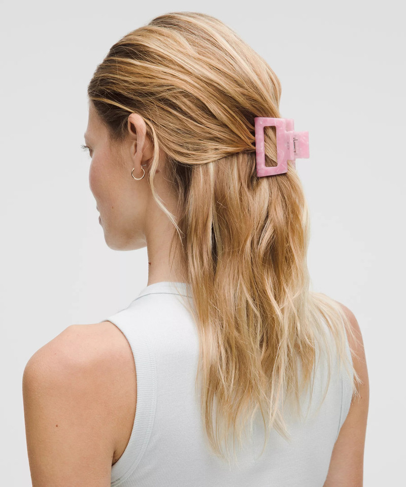 lululemon Medium Claw Hair Clip outlook