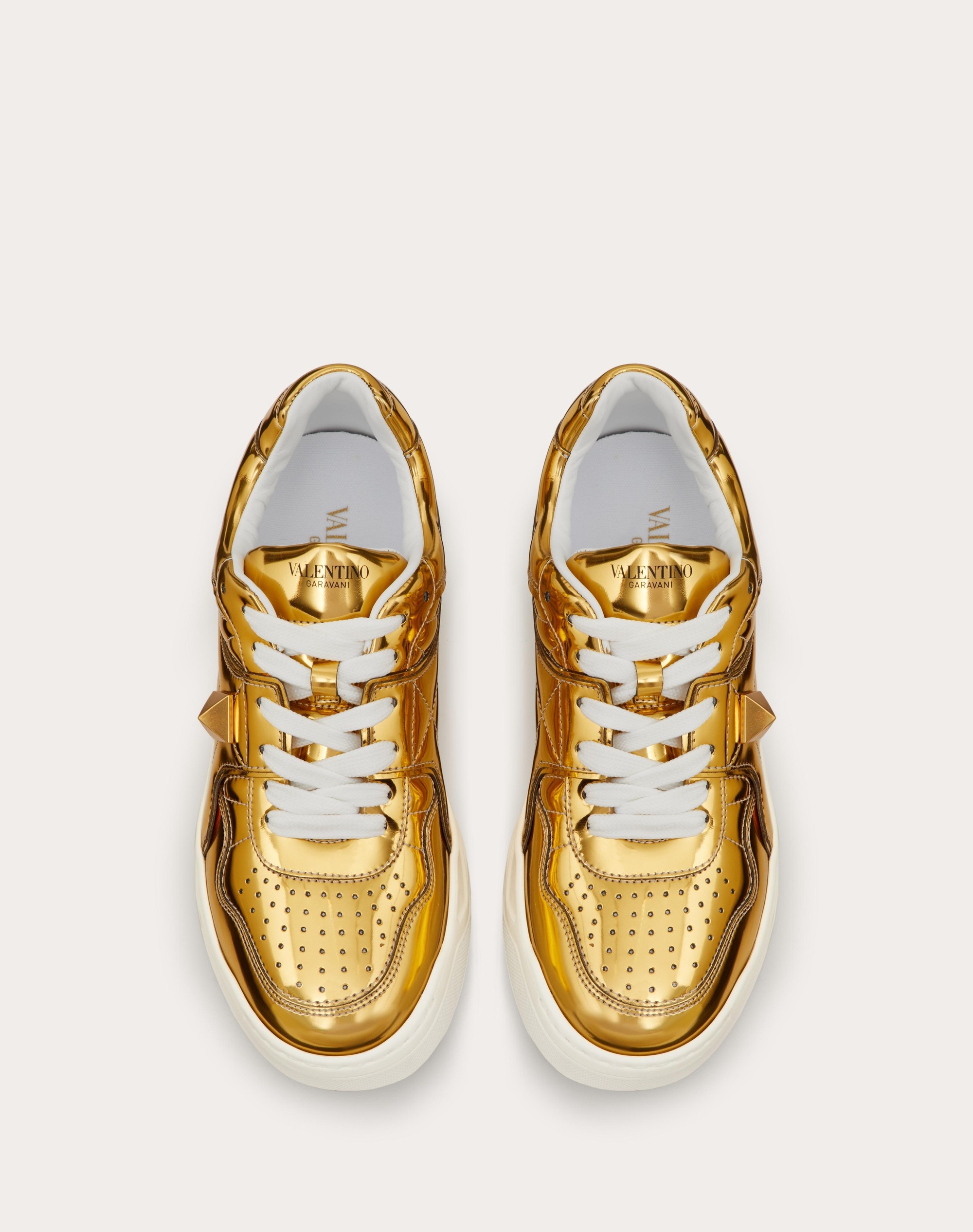 ONE STUD LOW-TOP MIRROR-FINISH SYNTHETIC FABRIC SNEAKER - 4
