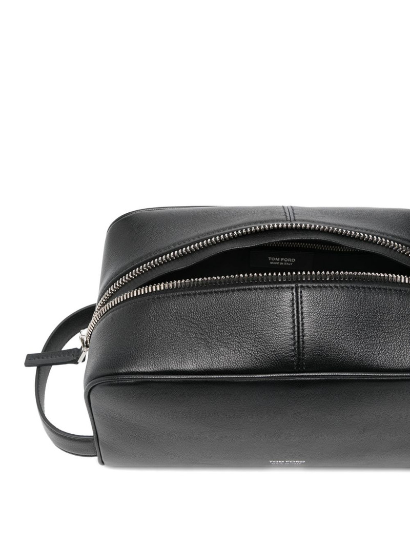 leather wash bag 3